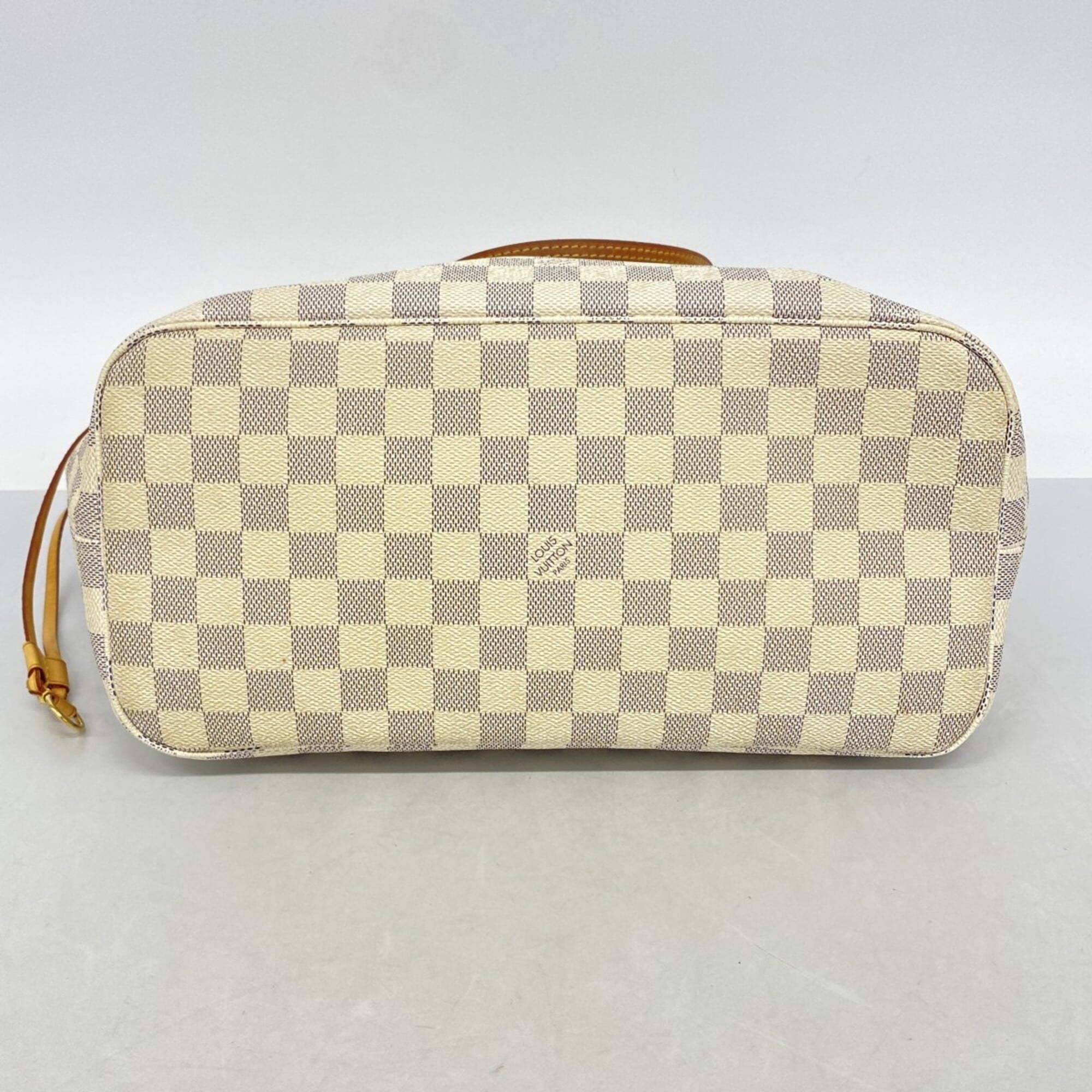 Louis Vuitton White Tote Bag (Pre-Owned)