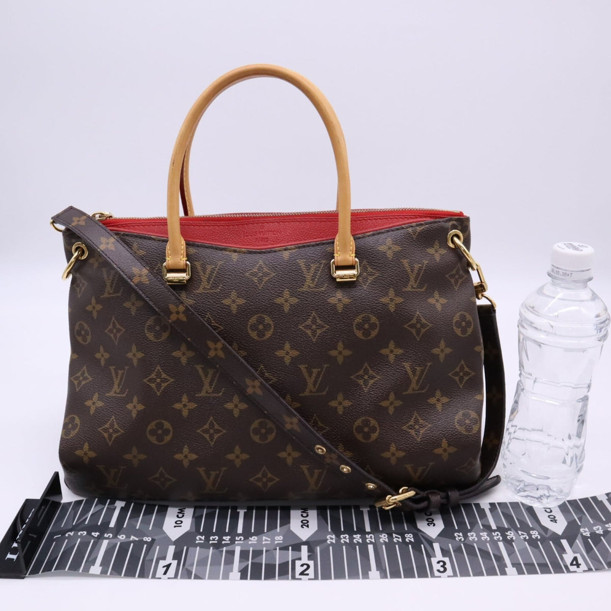 Louis Vuitton Beige Brown Coated Canvas Leather Handbag (Pre-Owned)