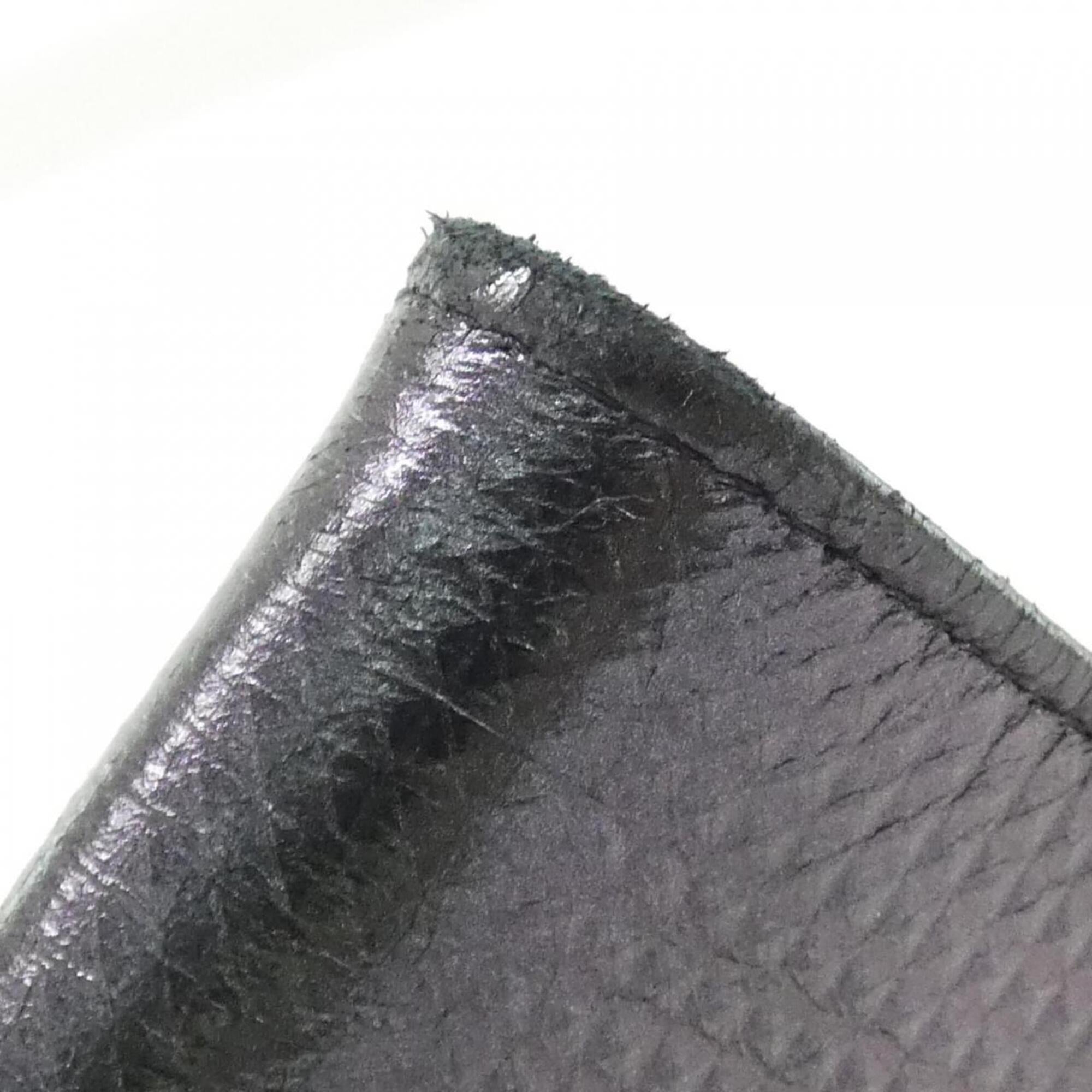 Chanel Black Leather Handbag (Pre-Owned)