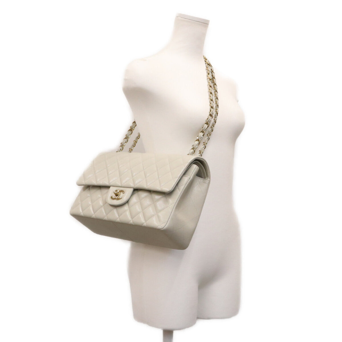 Chanel Gray Grained Calfskin Shoulder Bag (Pre-Owned)