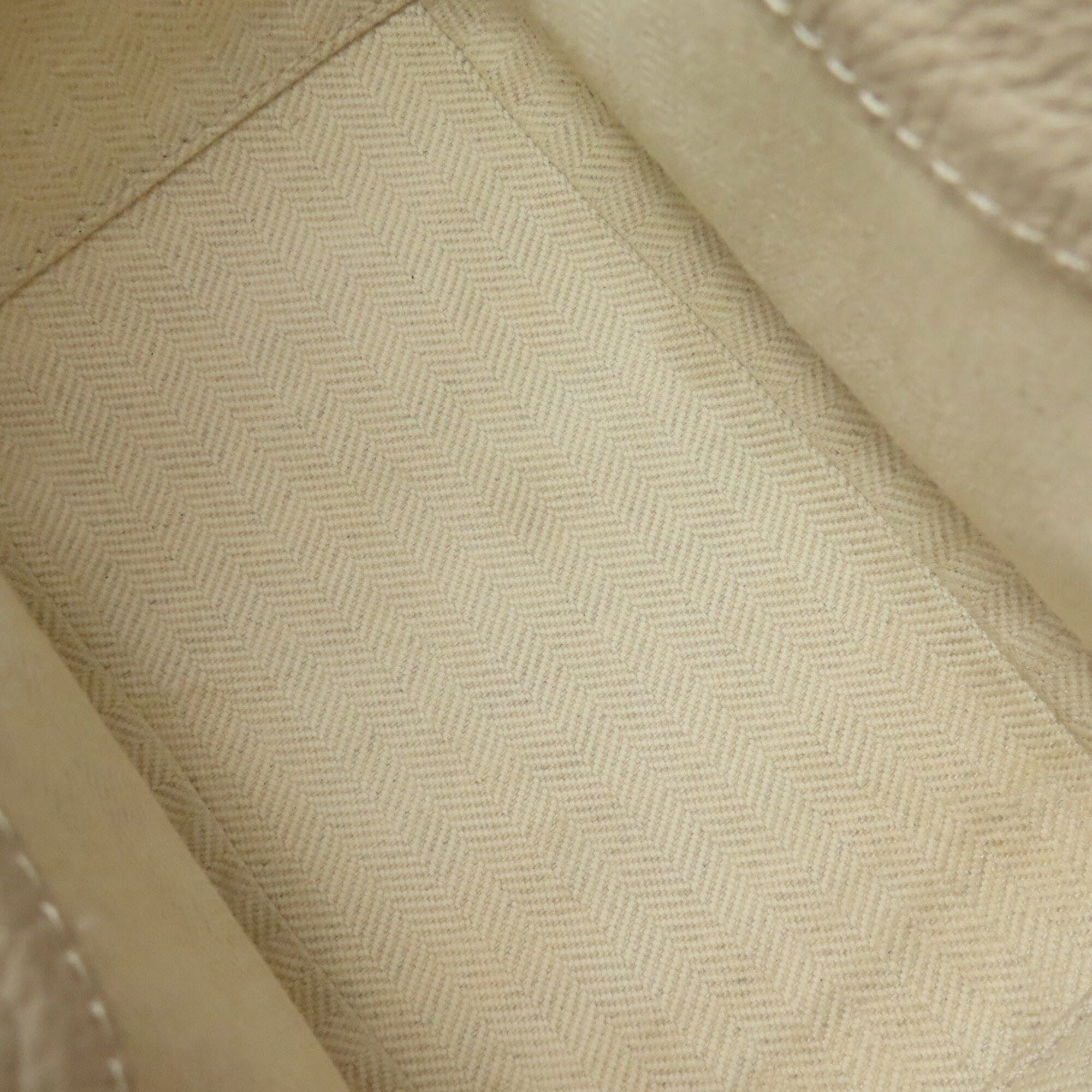 Loewe Grayish Leather Handbag (Pre-Owned)