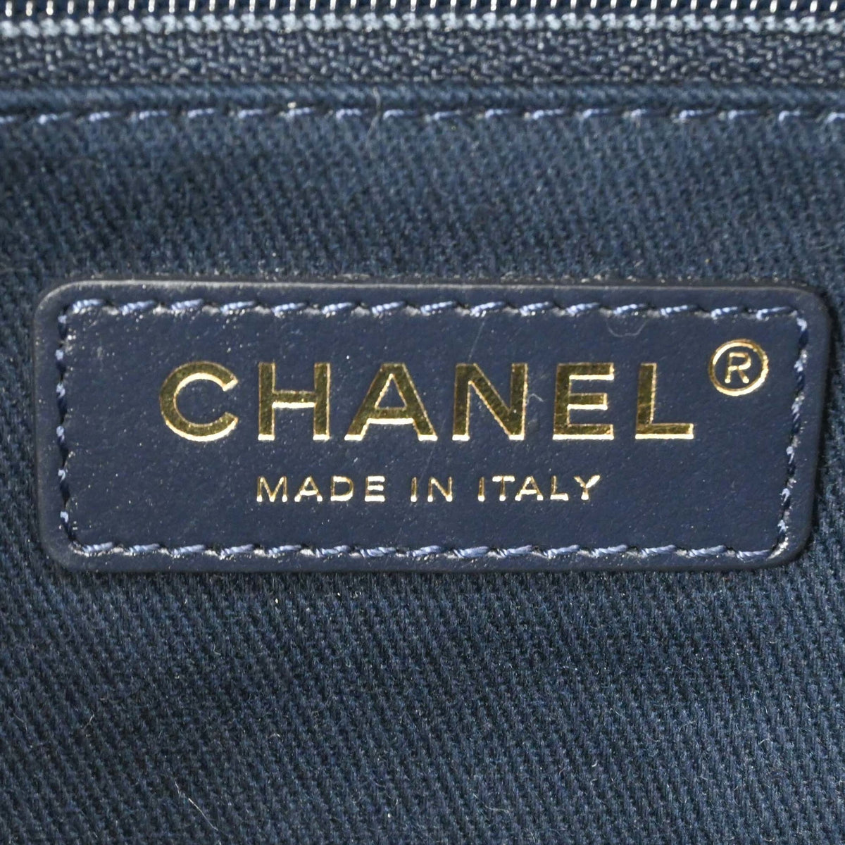 Chanel Navy Grained Calfskin Sling Bag (Pre-Owned)