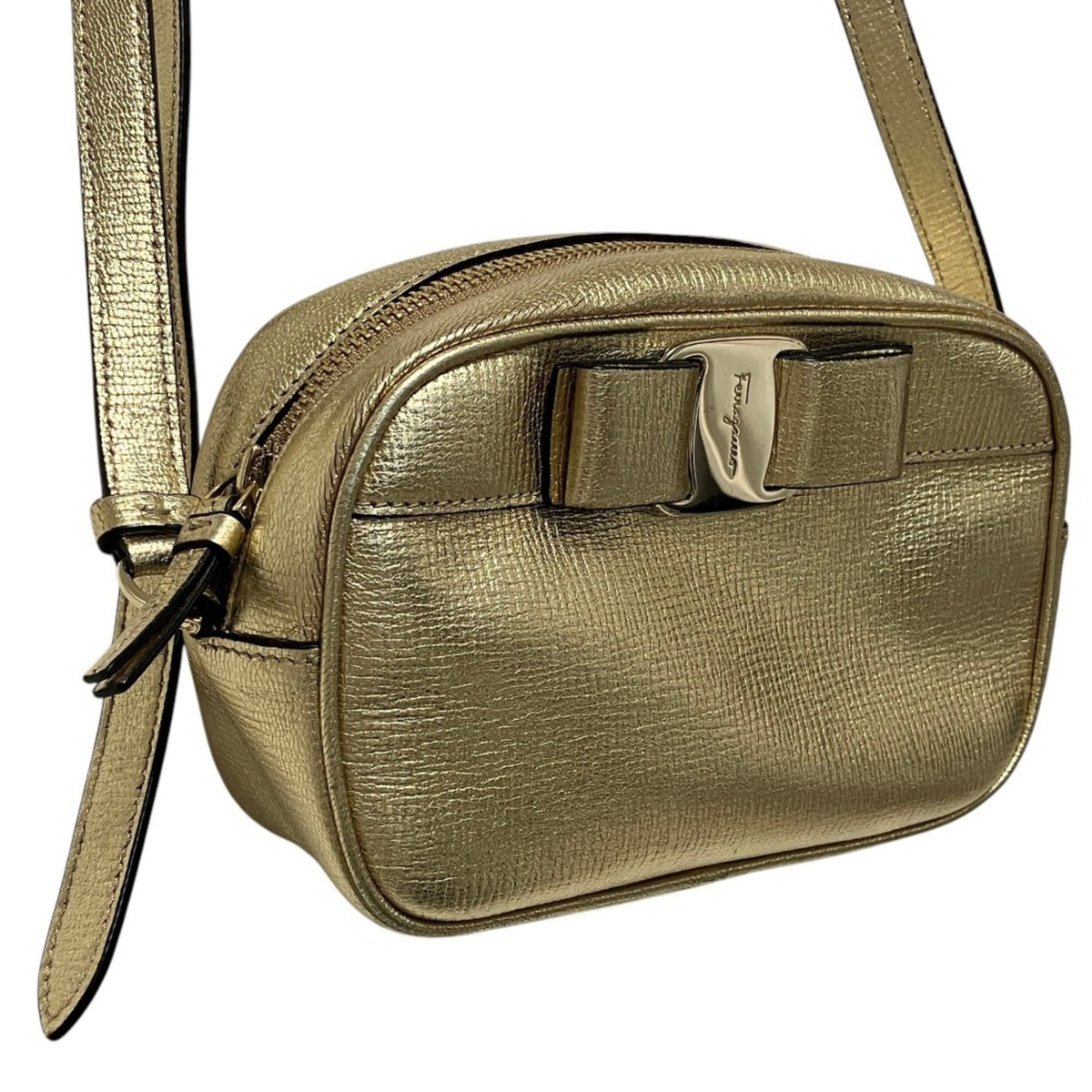 Salvatore Ferragamo Gold Shoulder Bag (Pre-Owned)