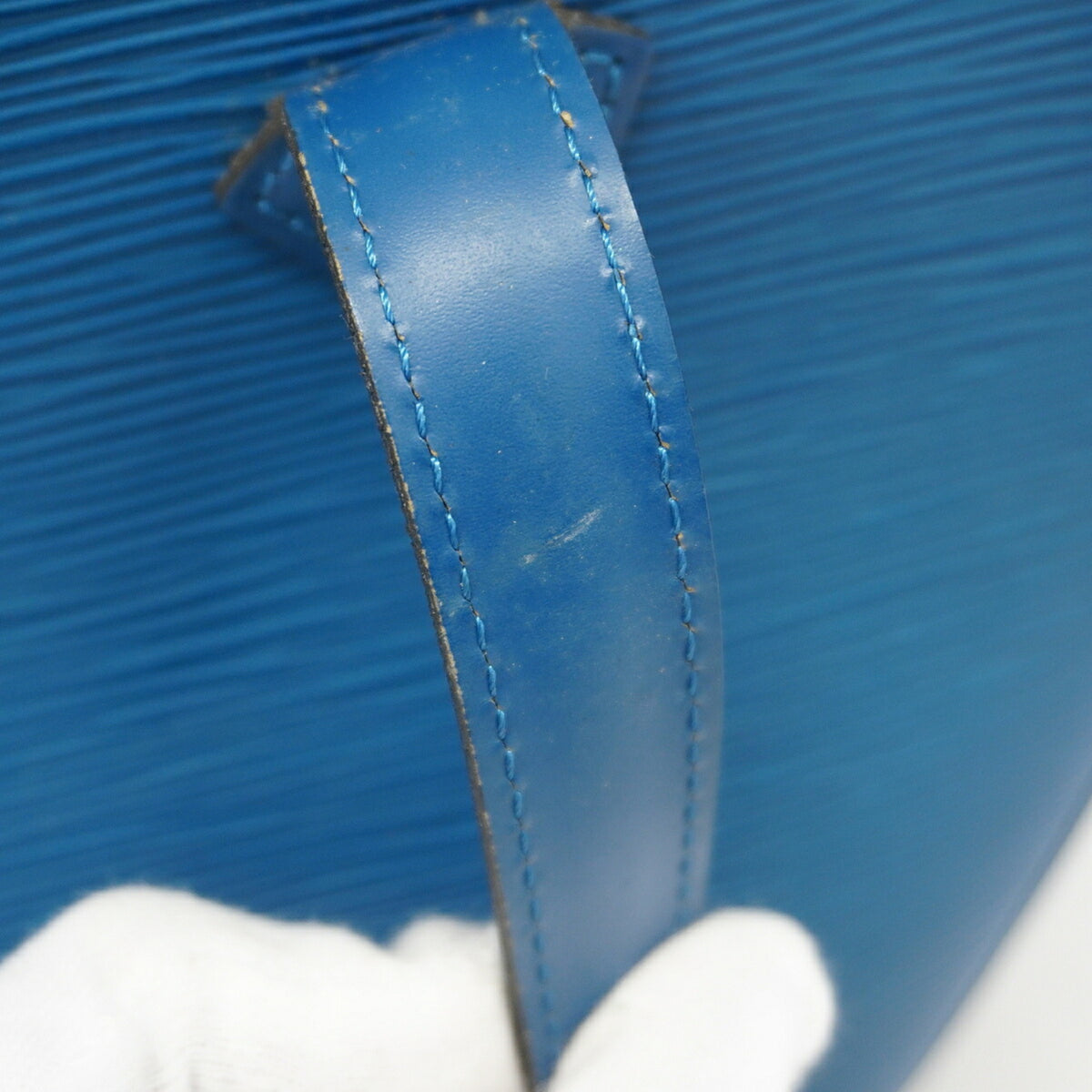 Louis Vuitton Toledo Blue Shoulder Bag (Pre-Owned)