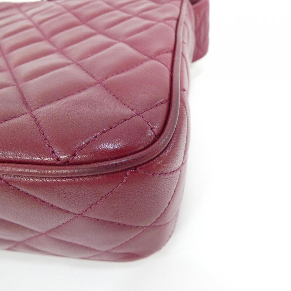 Chanel Bordeaux Leather Shoulder Bag (Pre-Owned)