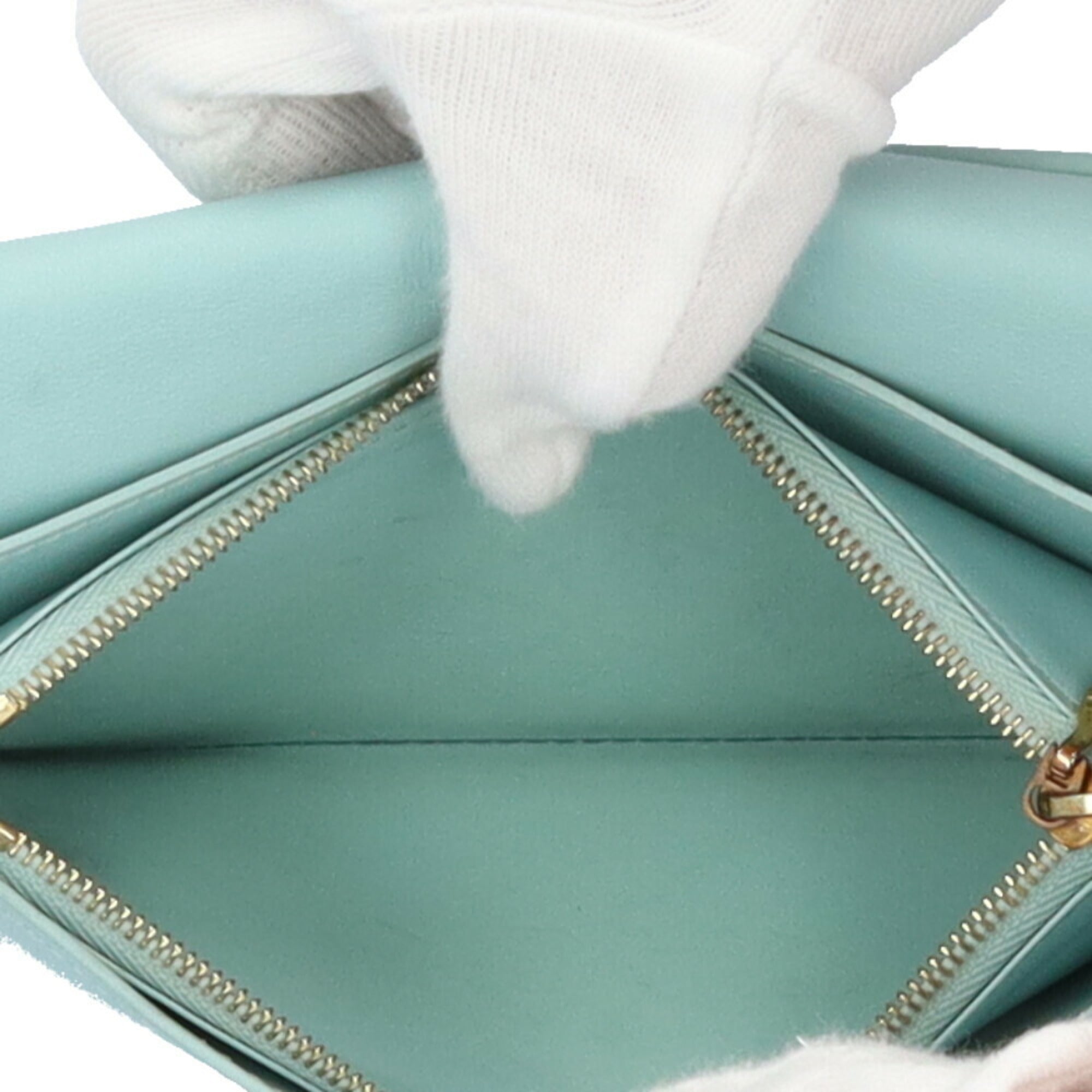 Louis Vuitton Beige Leather Long Wallet (Bi-Fold) (Pre-Owned)