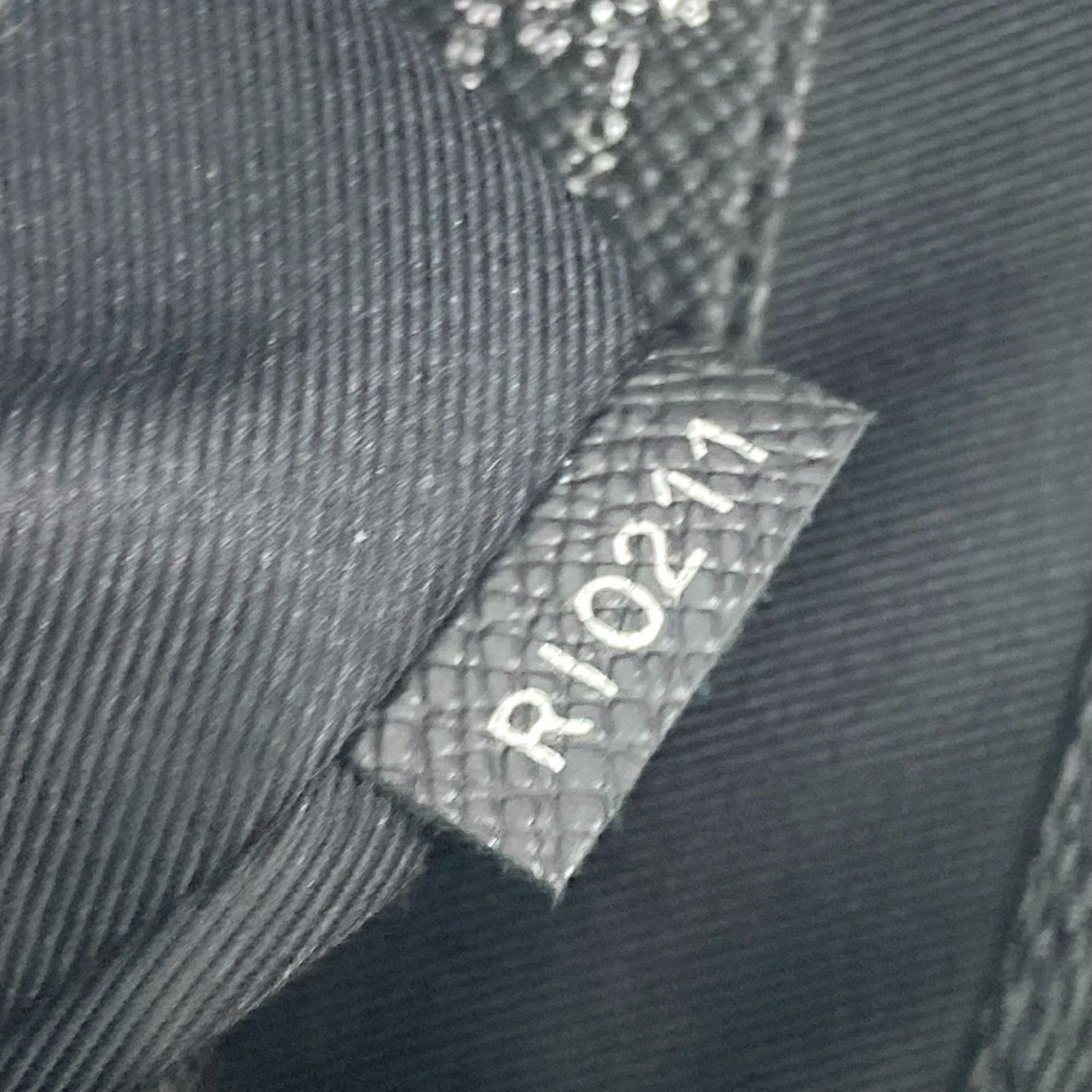 Louis Vuitton Black Leather Tote Bag (Pre-Owned)