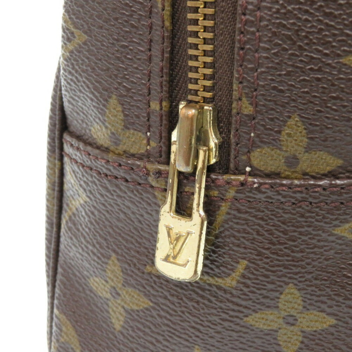 Louis Vuitton Brown Monogram Monogram Pouch (Pre-Owned)