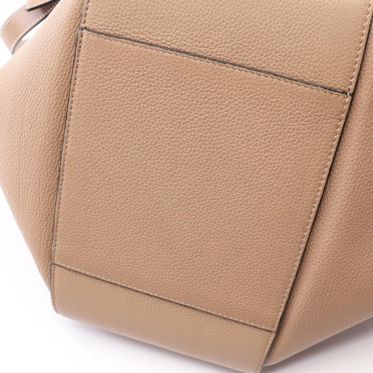 Loewe Beige Gray Leather Handbag (Pre-Owned)