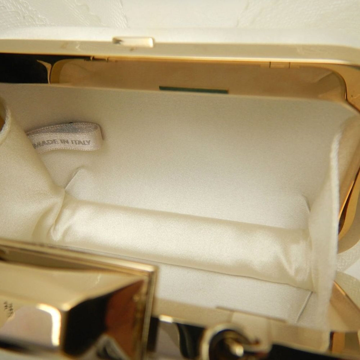 Jimmy Choo Off-White Satin Clutch Bag (Pre-Owned)