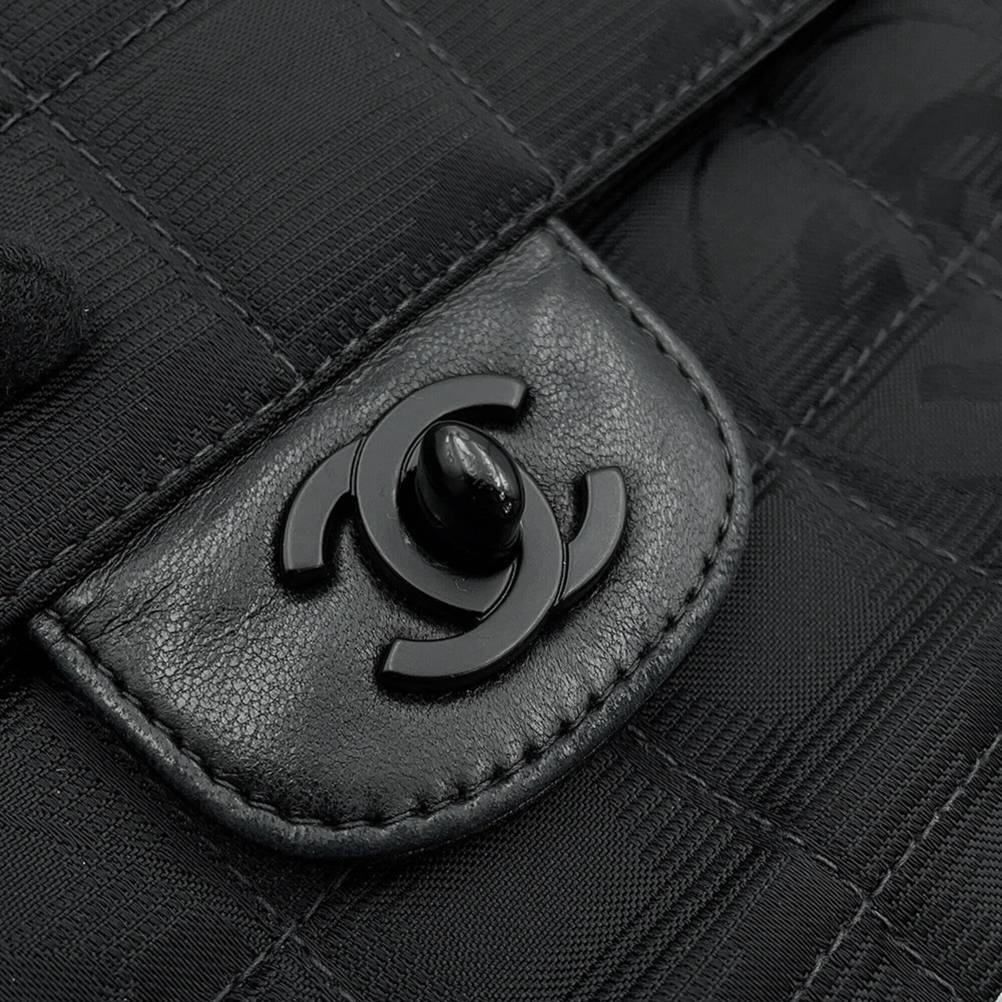 Chanel New Travel Line Black Nylon Handbag Shoulder Bag (Pre-Owned)