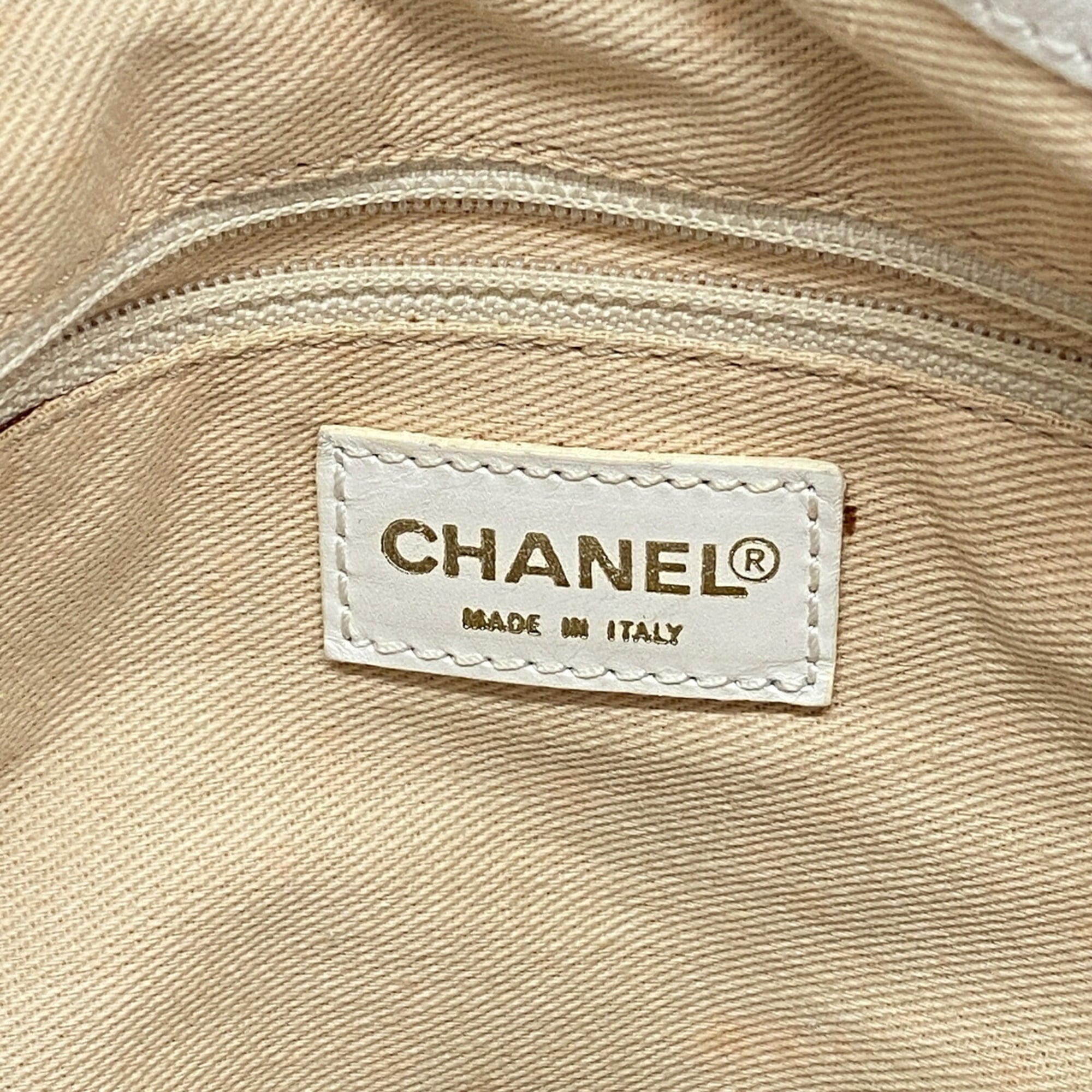 Chanel Beige White Canvas Tote Bag (Pre-Owned)