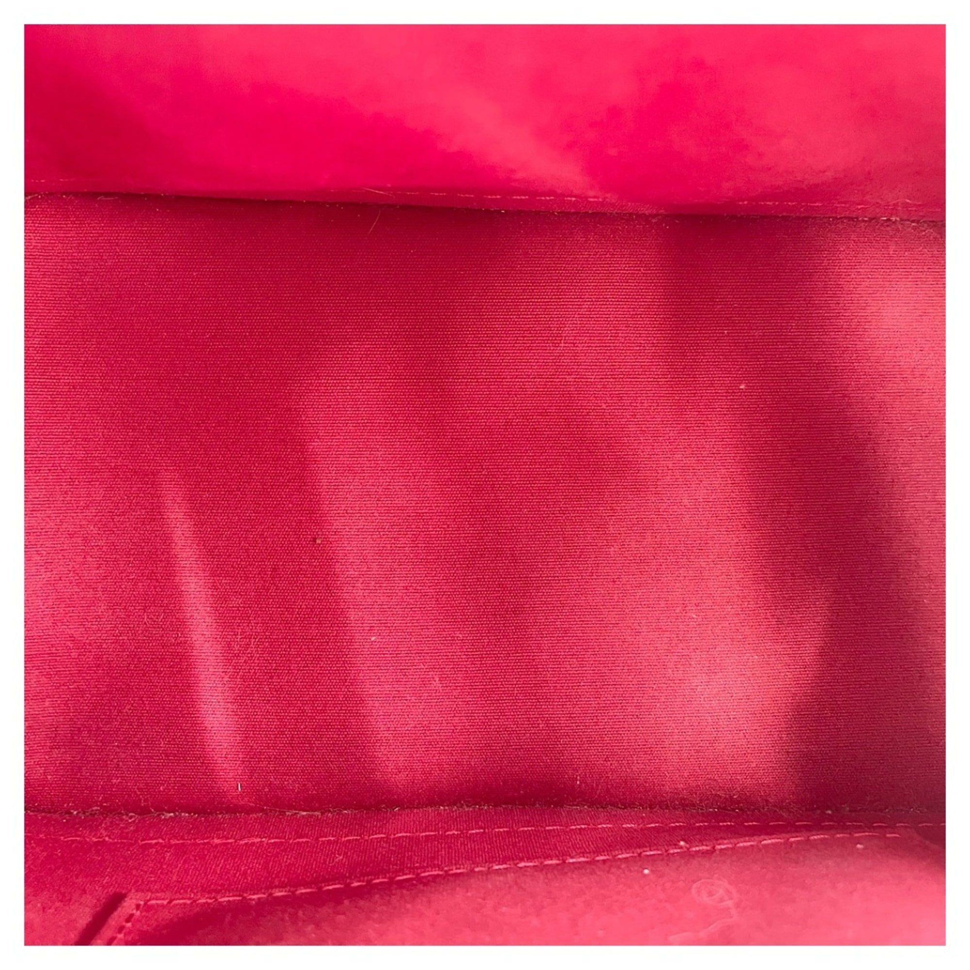 Louis Vuitton Red Color Handbag (Pre-Owned)