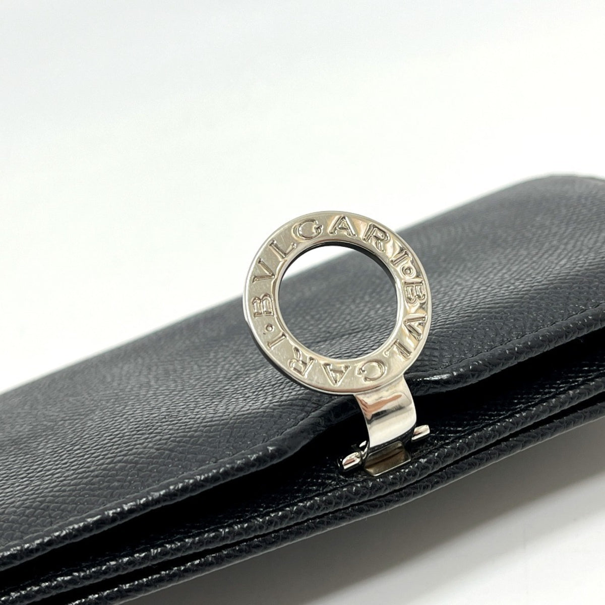 Bvlgari Black Leather Long Wallet (Bi-Fold) (Pre-Owned)