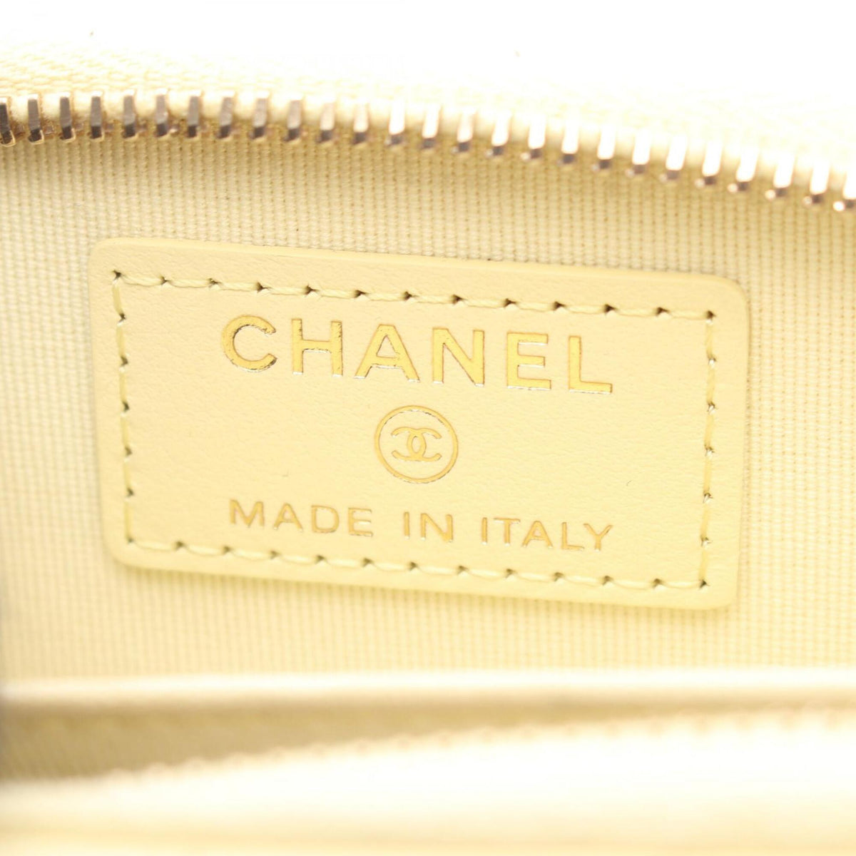 Chanel Yellow Leather Coin Purse/Coin Case (Pre-Owned)