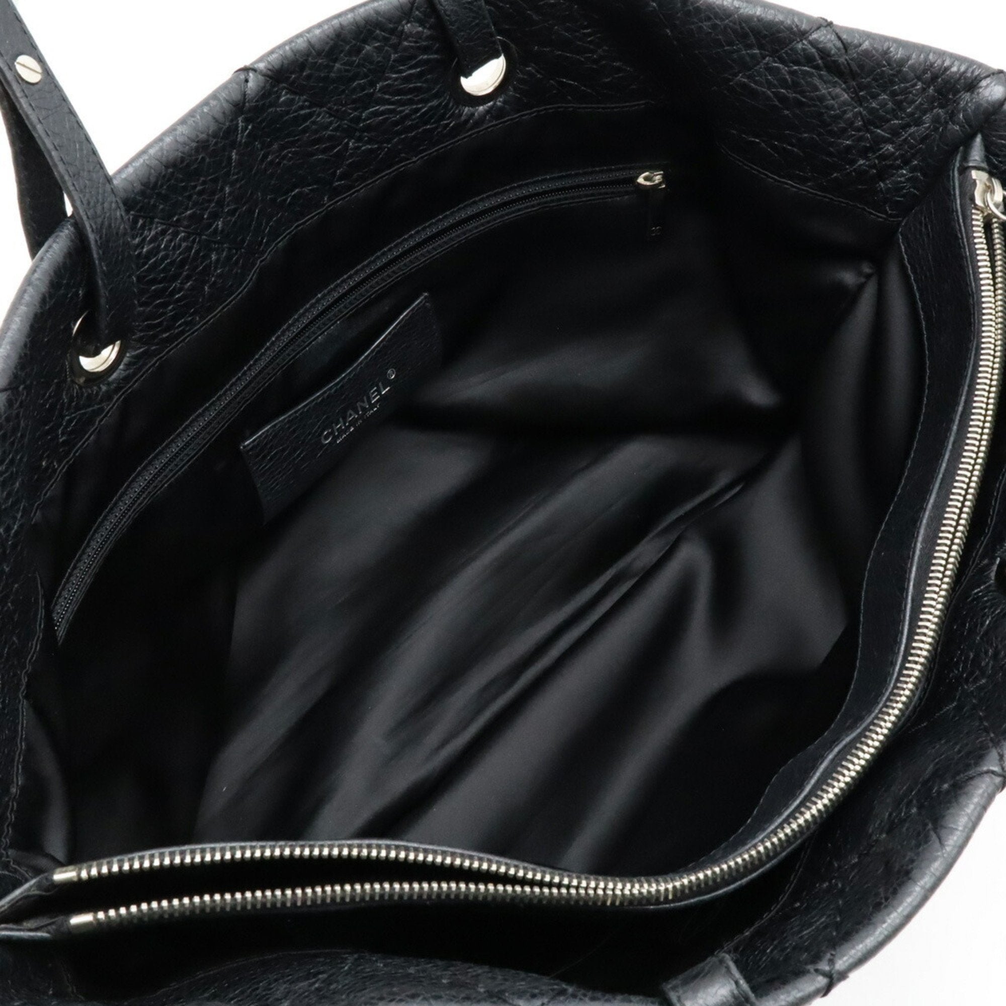 Chanel Black Leather Shoulder Bag Tote Bag (Pre-Owned)