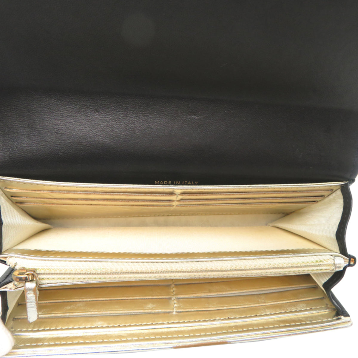 Chanel Black Leather Wallet (Bi-Fold) (Pre-Owned)