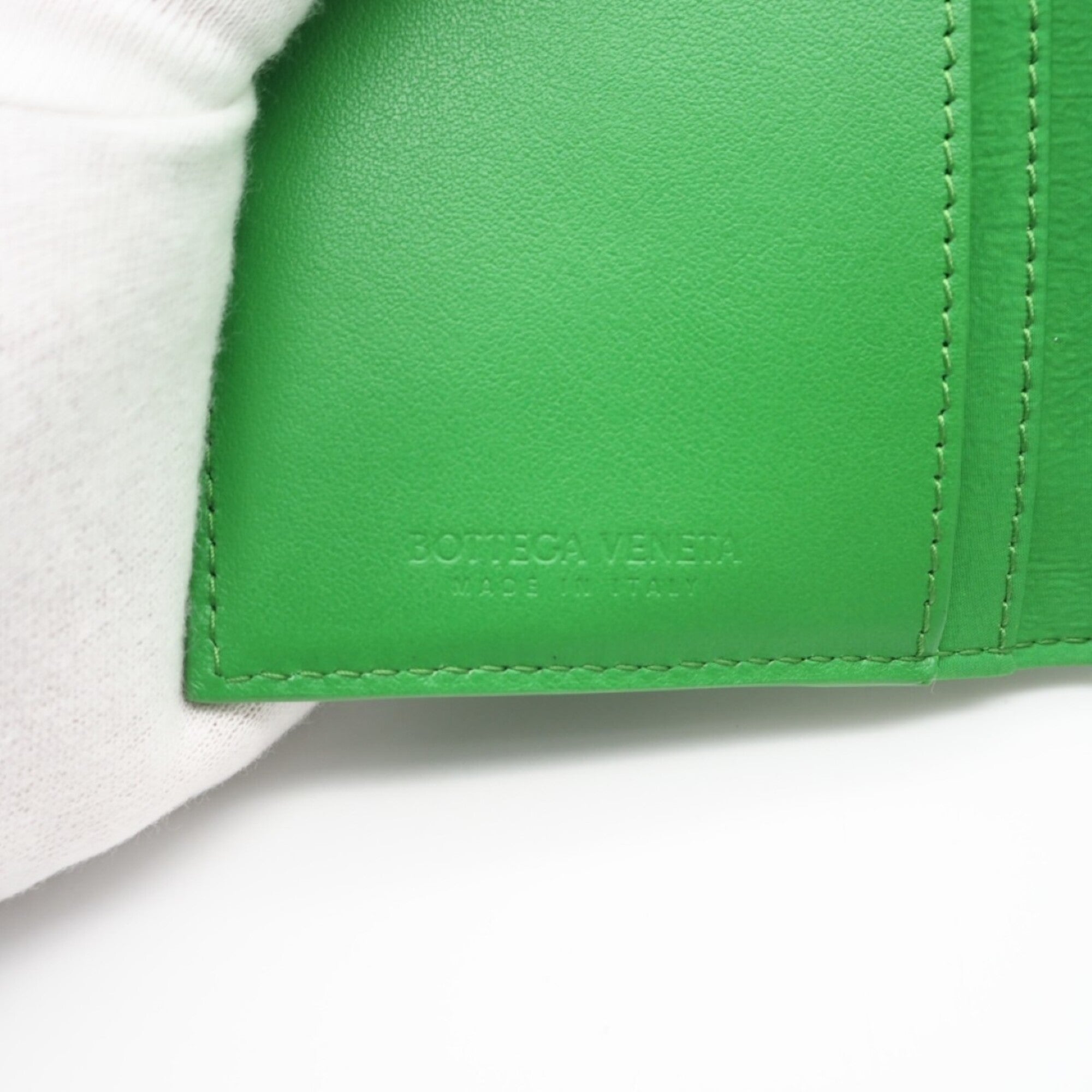 Bottega Veneta Green Leather Long Wallet (Bi-Fold) (Pre-Owned)