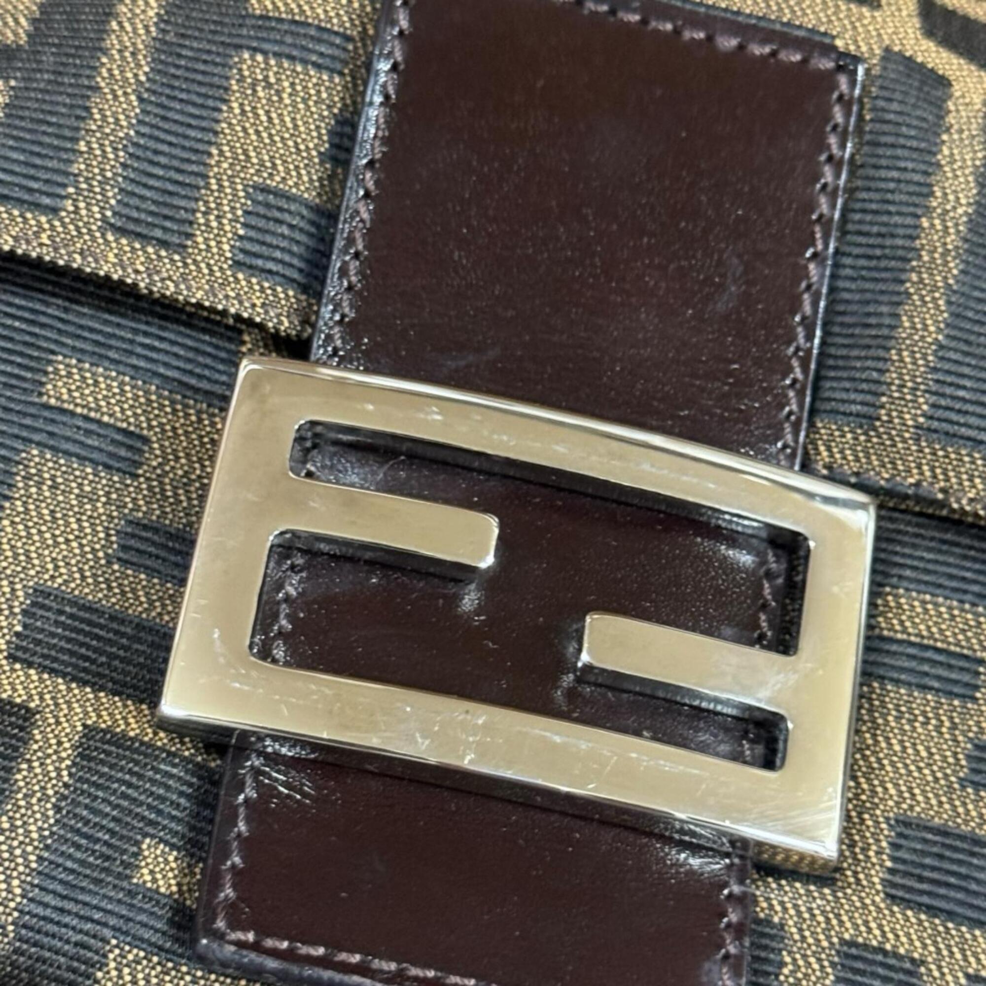 Fendi Zucca Brown Canvas Shoulder Bag (Pre-Owned)