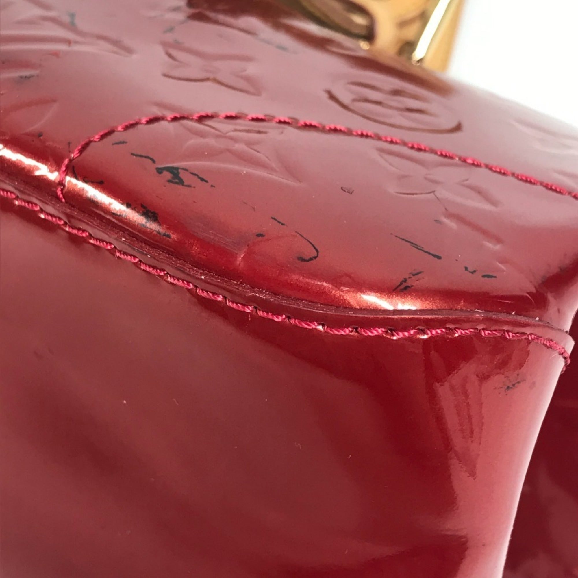 Louis Vuitton Pomme D'amour Red Color Monogram Vernis Shoulder Bag Tote Bag (Pre-Owned)