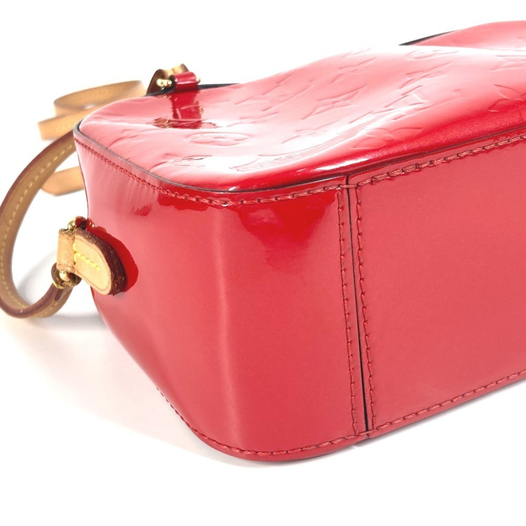 Louis Vuitton Monogram Vernis Cerise Red Color Monogram Vernis Handbag Shoulder Bag (Pre-Owned)