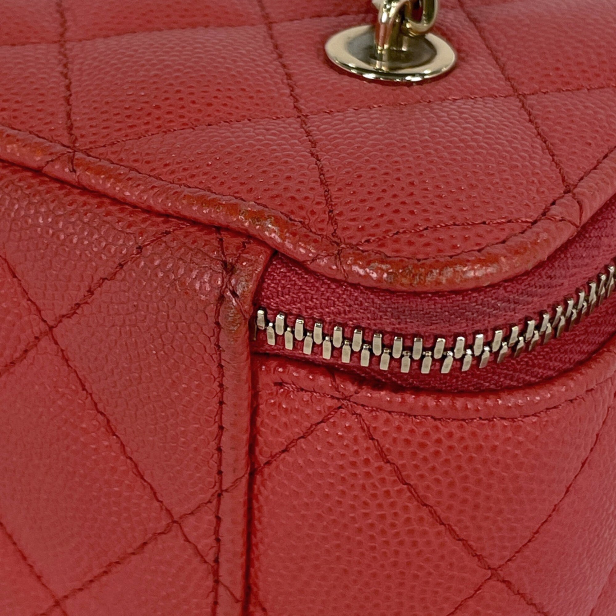 Chanel Red Color Grained Calfskin Shoulder Bag (Pre-Owned)