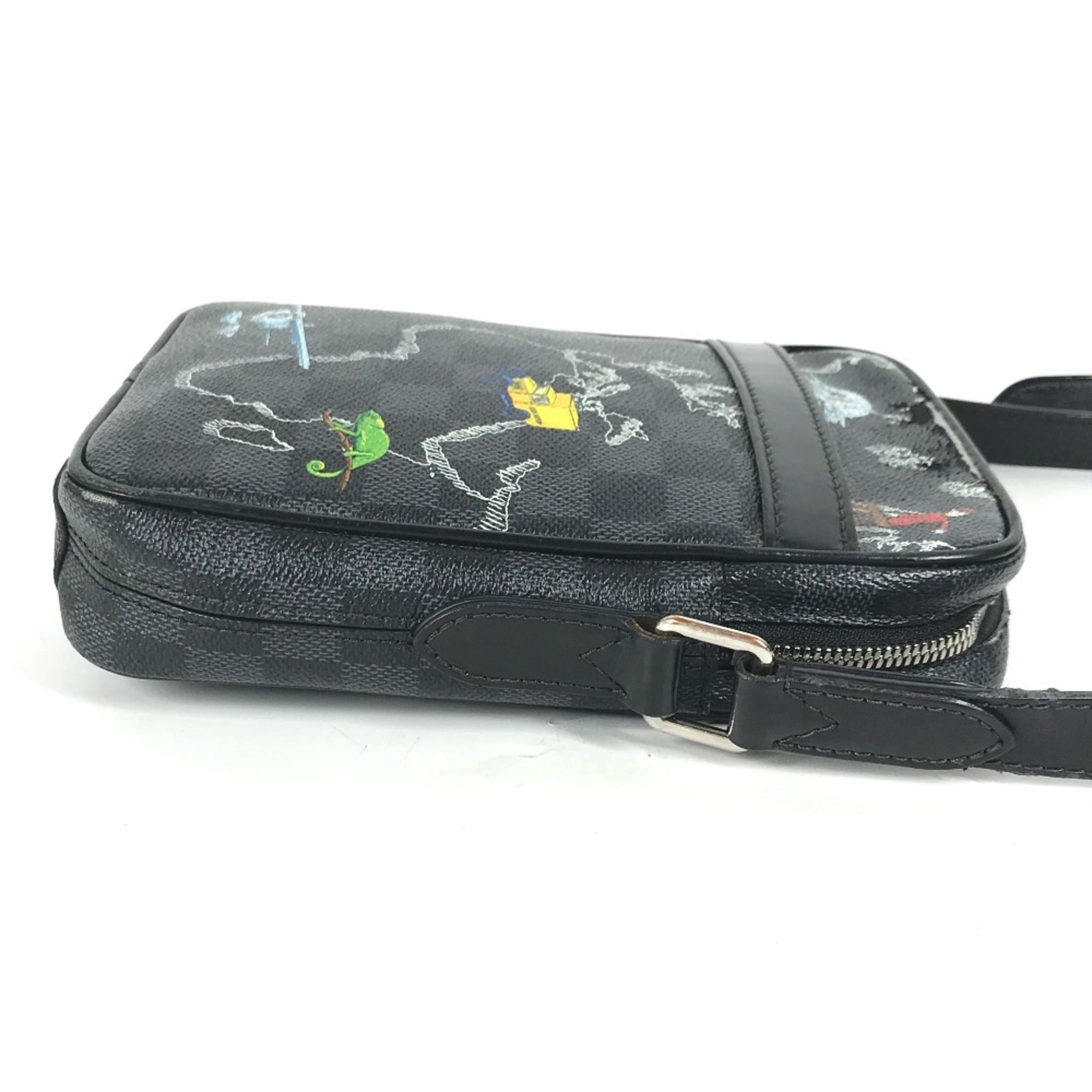 Louis Vuitton Black Damier Graphite Pochette Shoulder Bag (Pre-Owned)