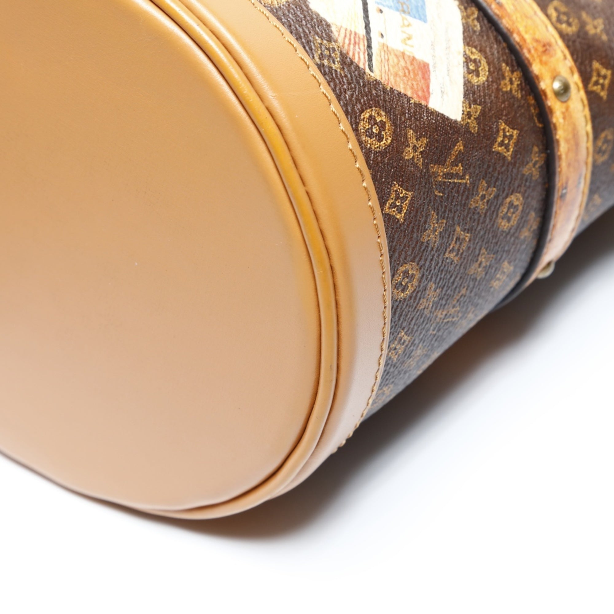 Louis Vuitton Brown Shoulder Bag (Pre-Owned)