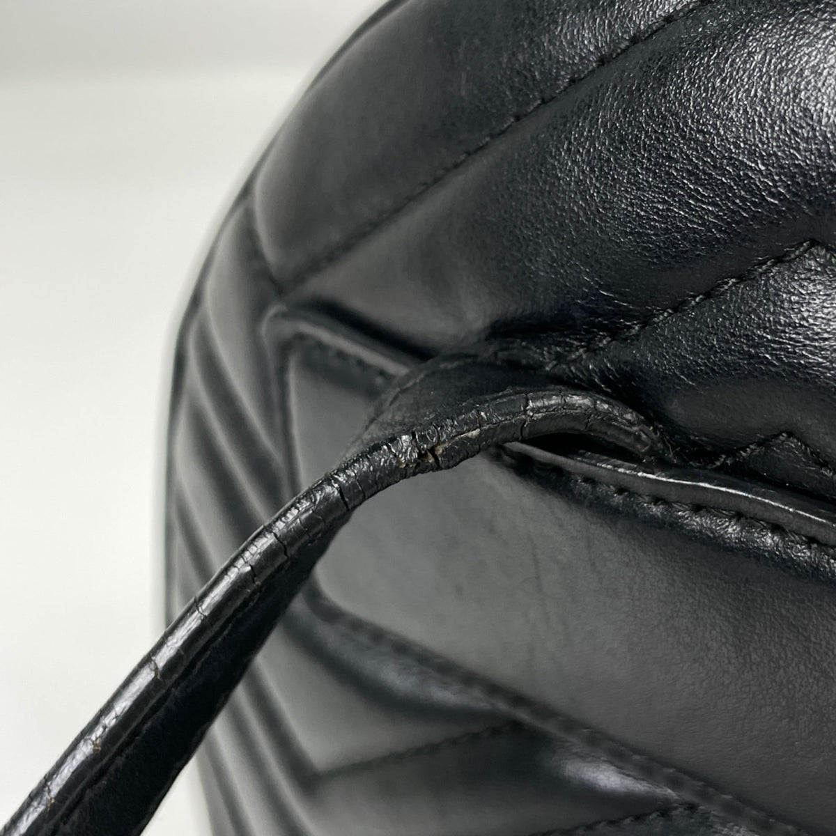 Gucci Gg Marmont Black Leather Backpack (Pre-Owned)