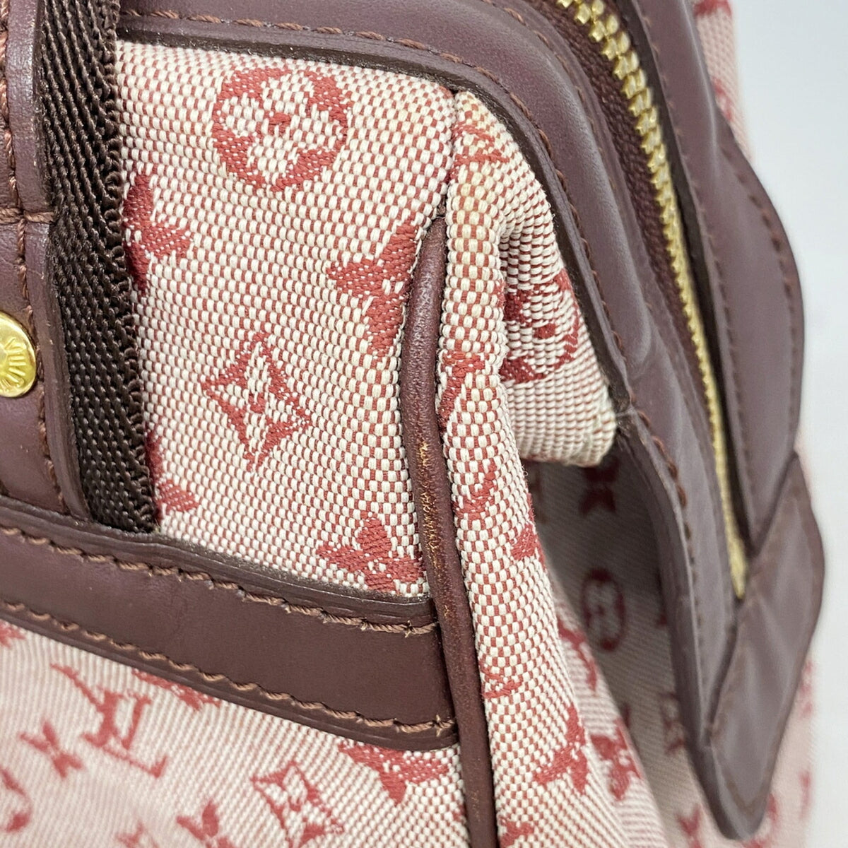 Louis Vuitton Cerise Handbag (Pre-Owned)