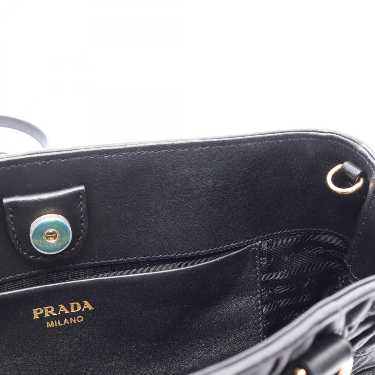 Prada Black Leather Handbag (Pre-Owned)