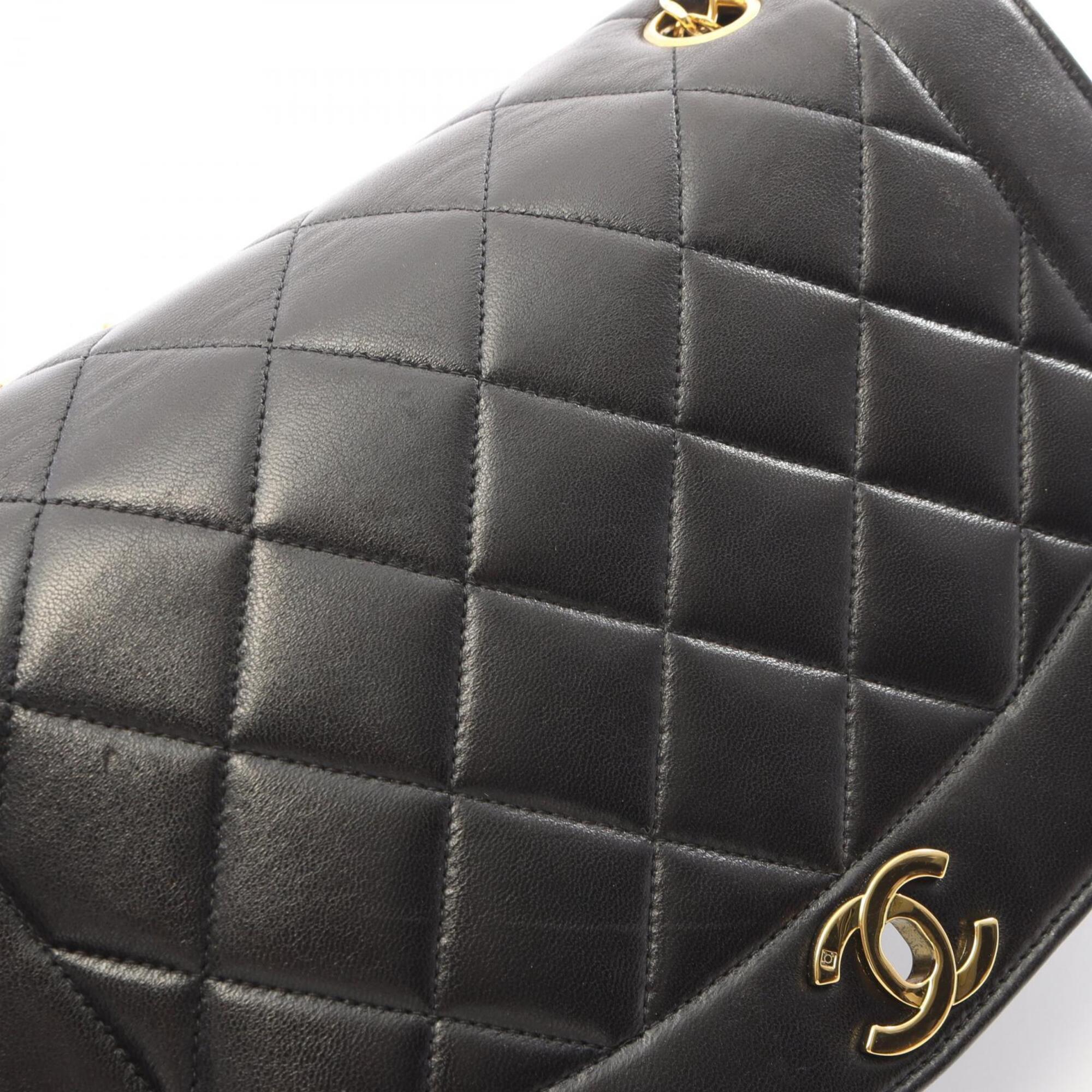 Chanel Black Leather Handbag Shoulder Bag (Pre-Owned)