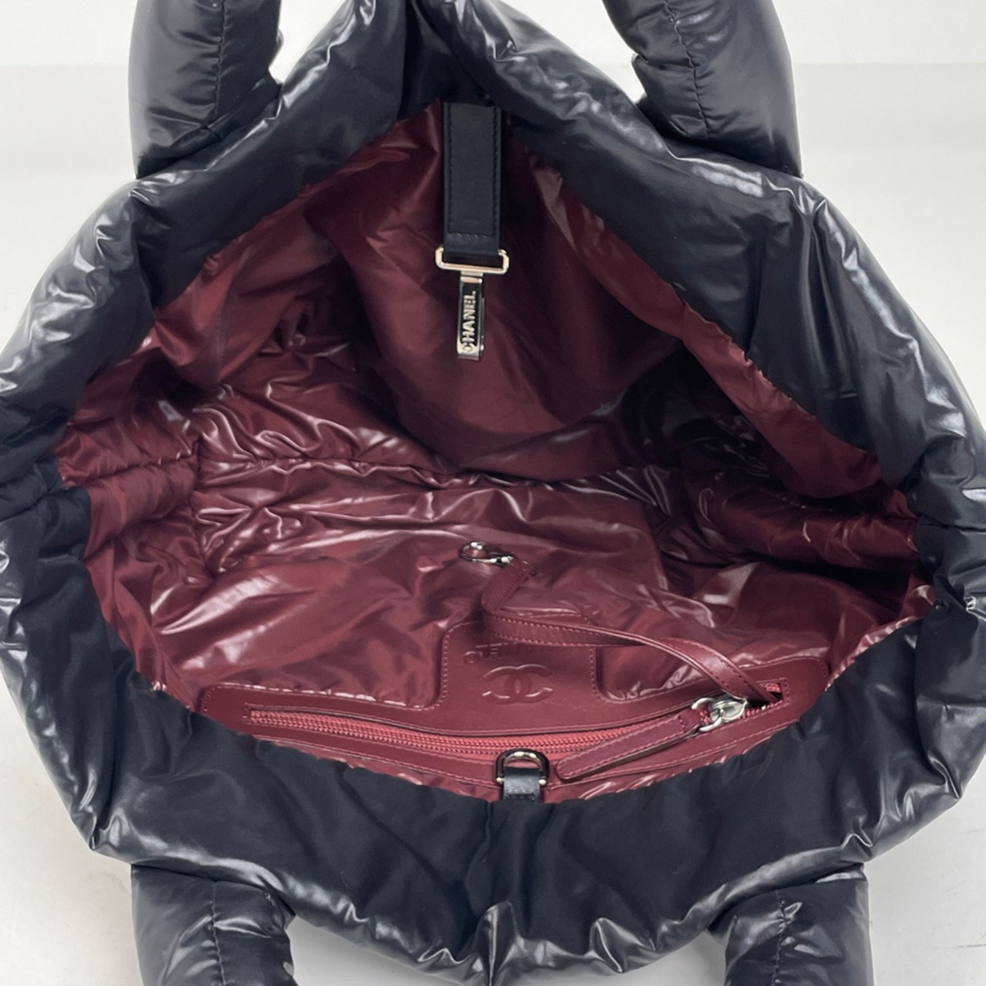 Chanel Black Nylon Leather Handbag Tote Bag (Pre-Owned)