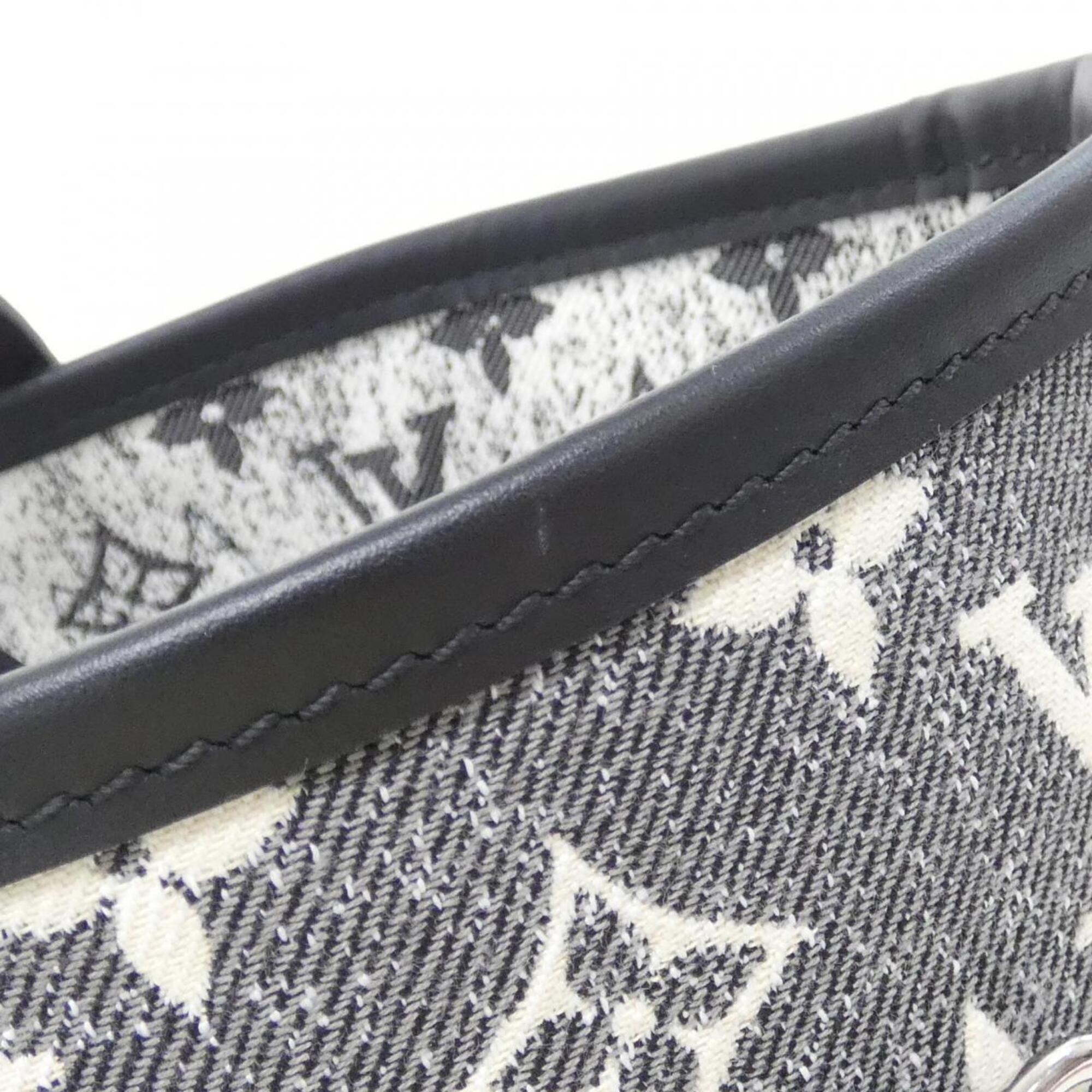 Louis Vuitton Gris Canvas Handbag Pouch (Pre-Owned)
