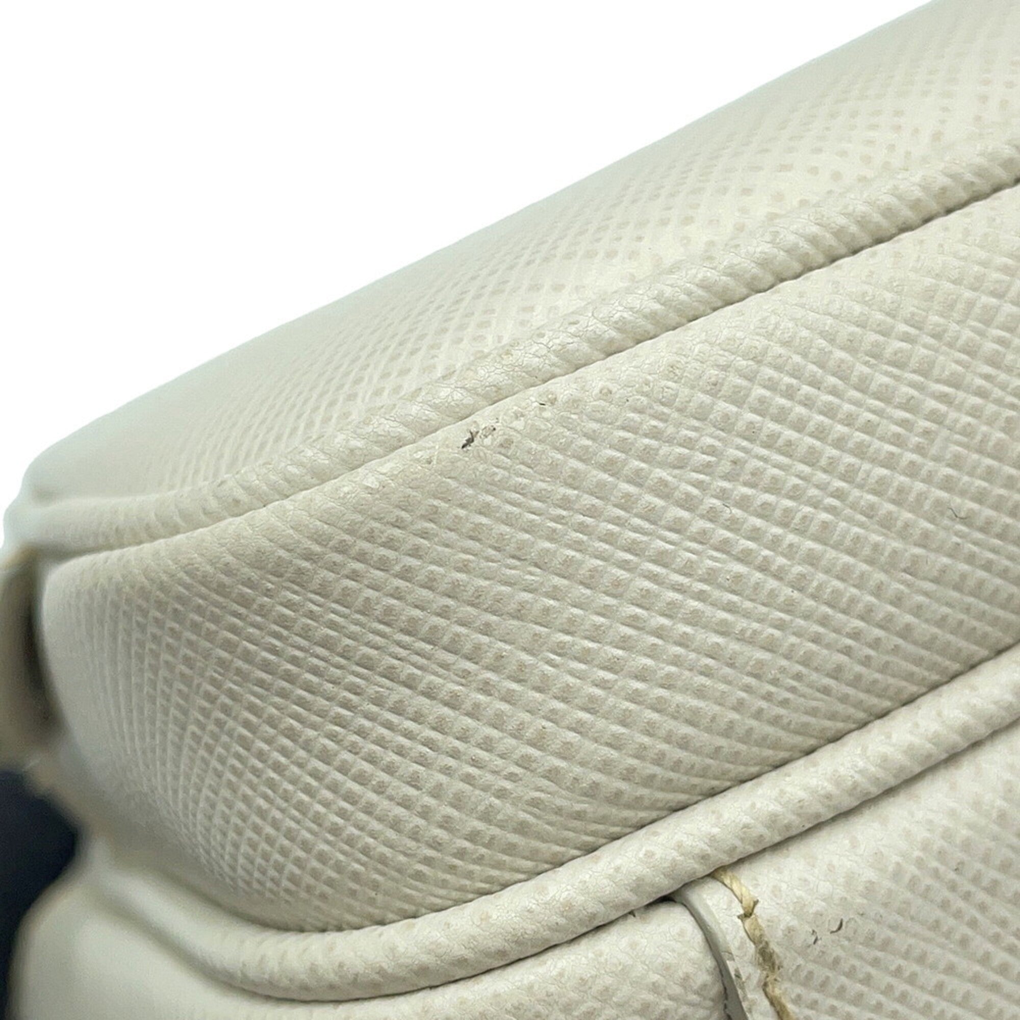 Prada White Leather Handbag Shoulder Bag (Pre-Owned)