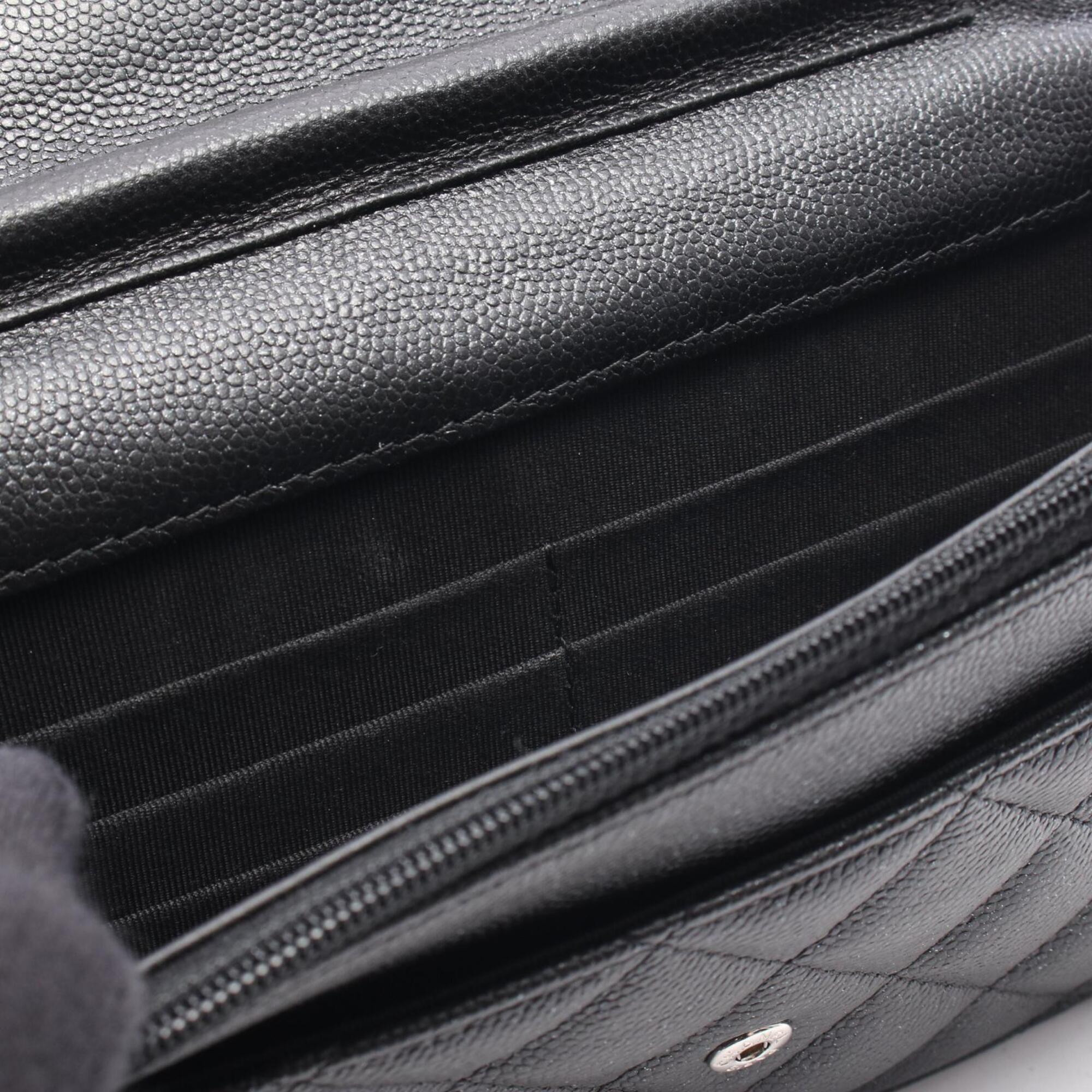 Chanel Black Grained Calfskin Handbag Shoulder Bag (Pre-Owned)