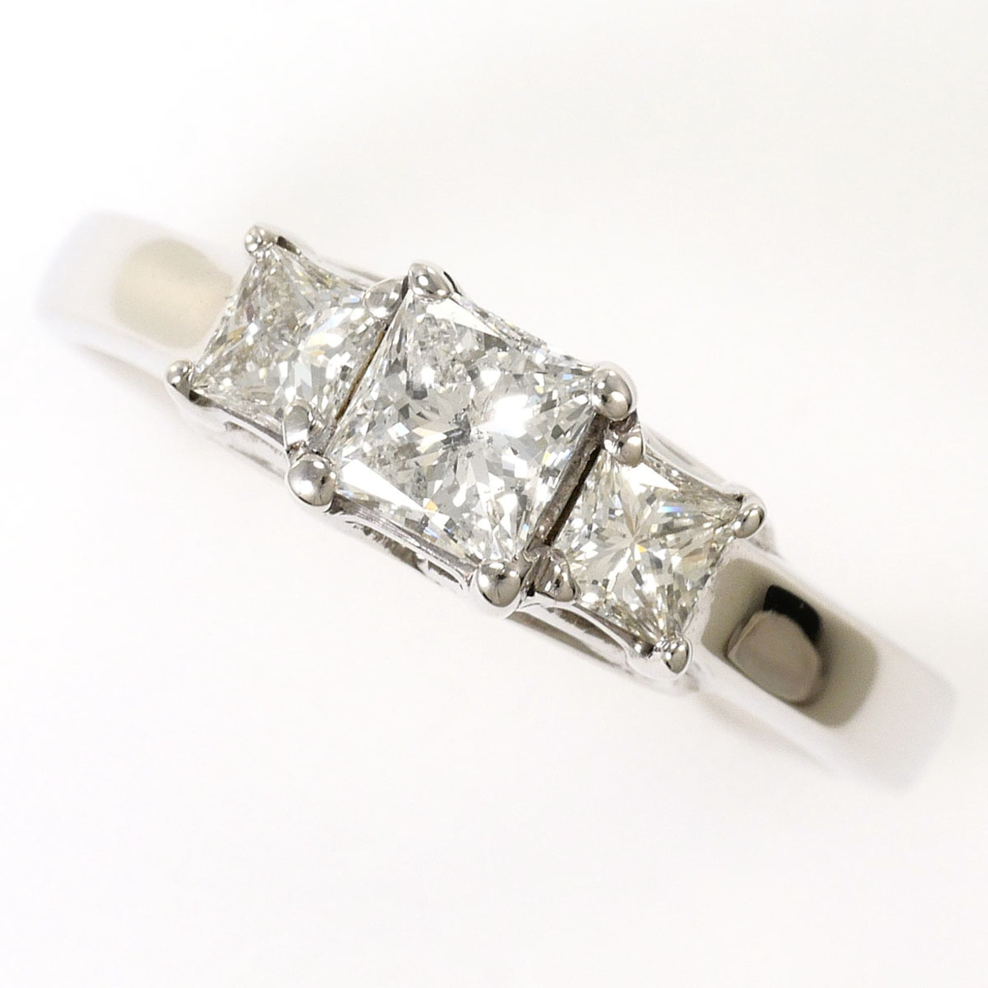 Unbranded White Gold White Gold (14K) Band Ring (Pre-Owned)