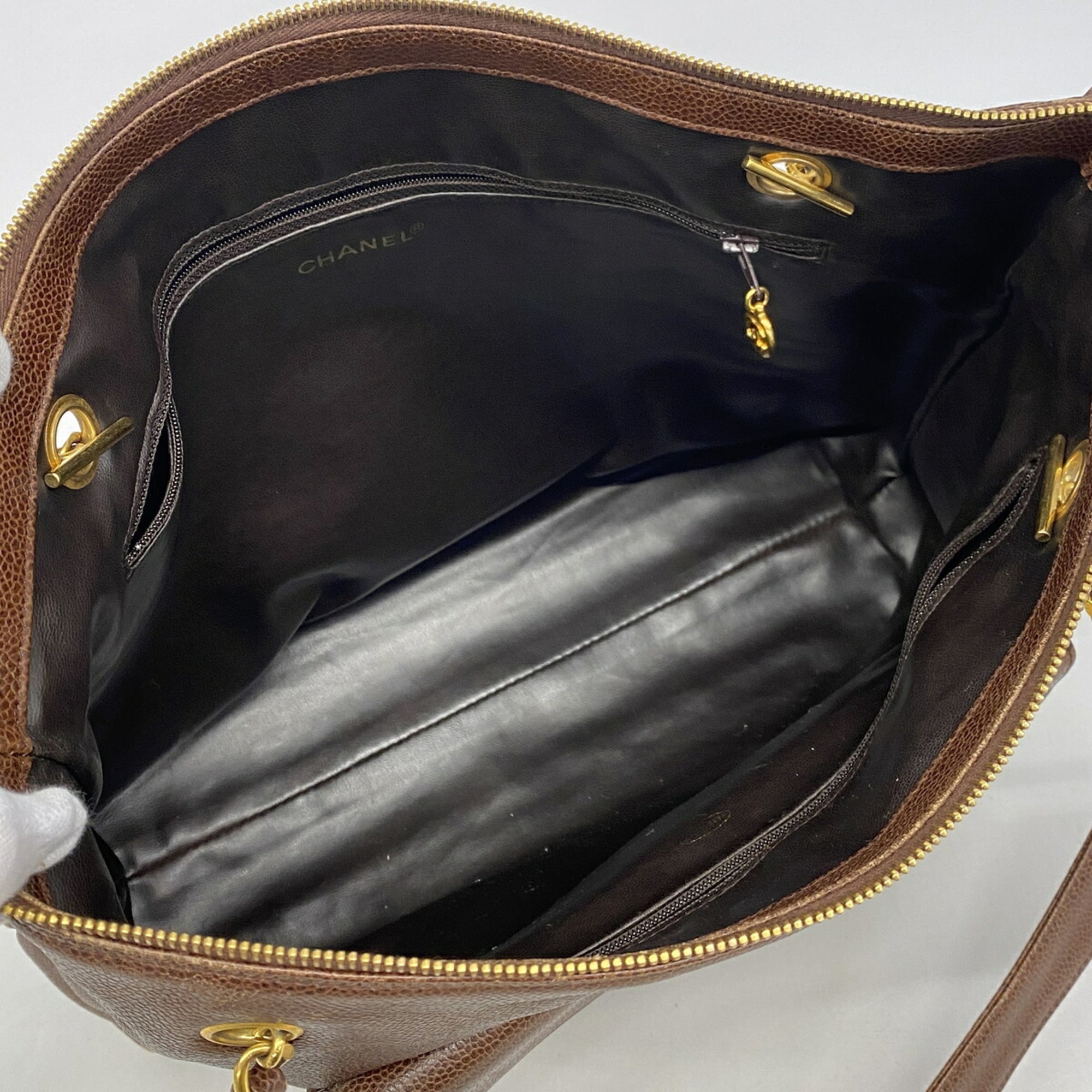 Chanel Brown Grained Calfskin Tote Bag (Pre-Owned)