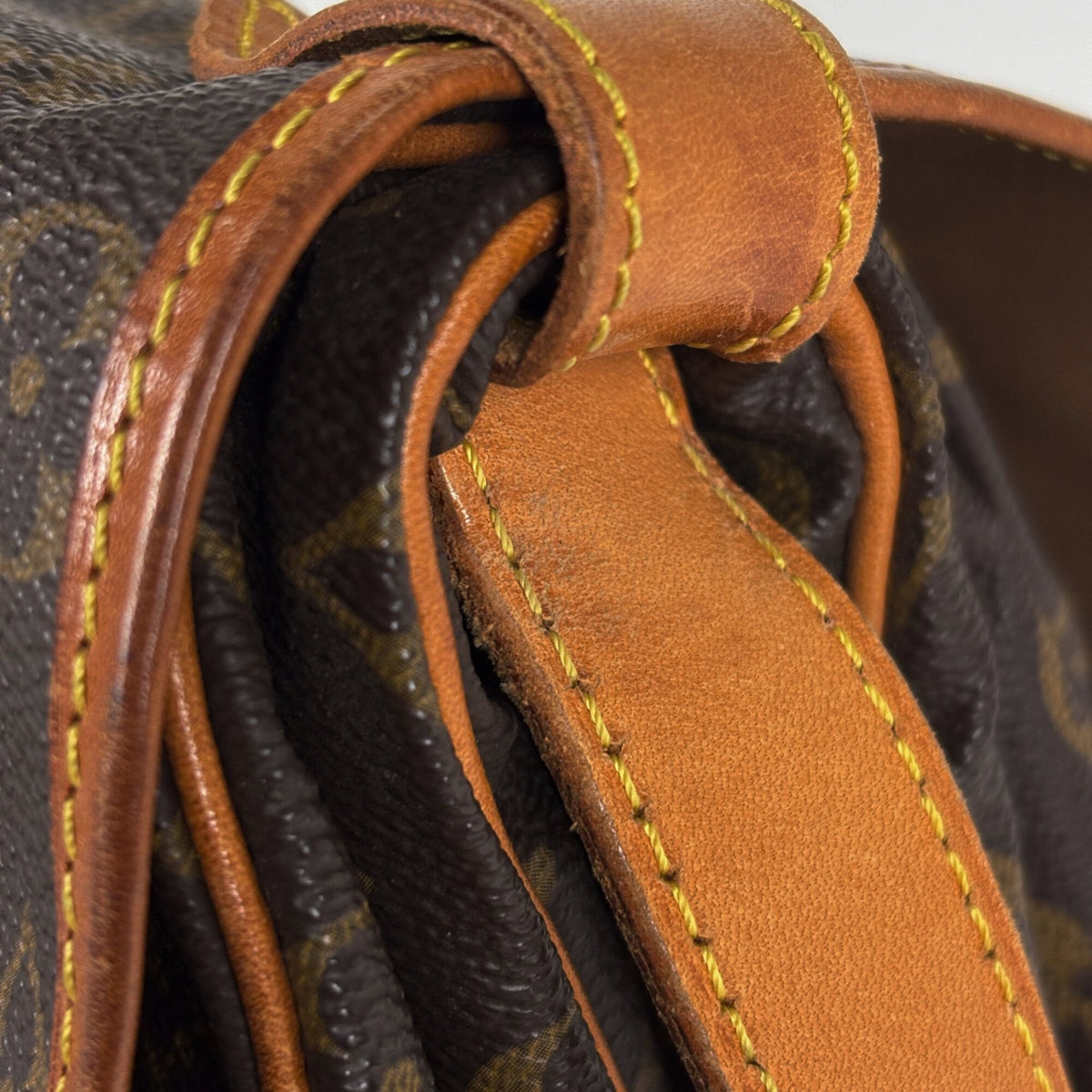 Louis Vuitton Monogram Brown Monogram Shoulder Bag (Pre-Owned)