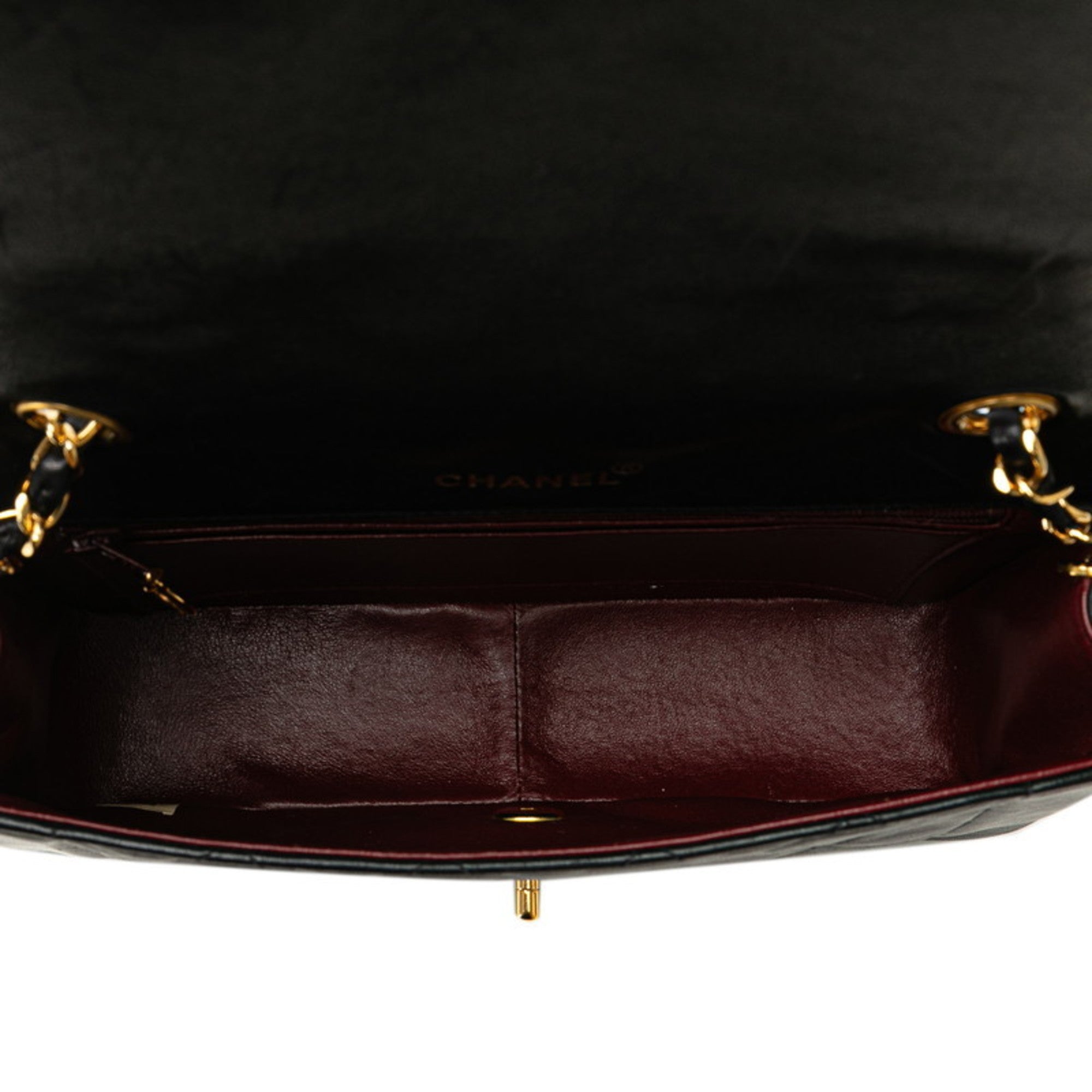 Chanel Black Gold Leather Shoulder Bag (Pre-Owned)