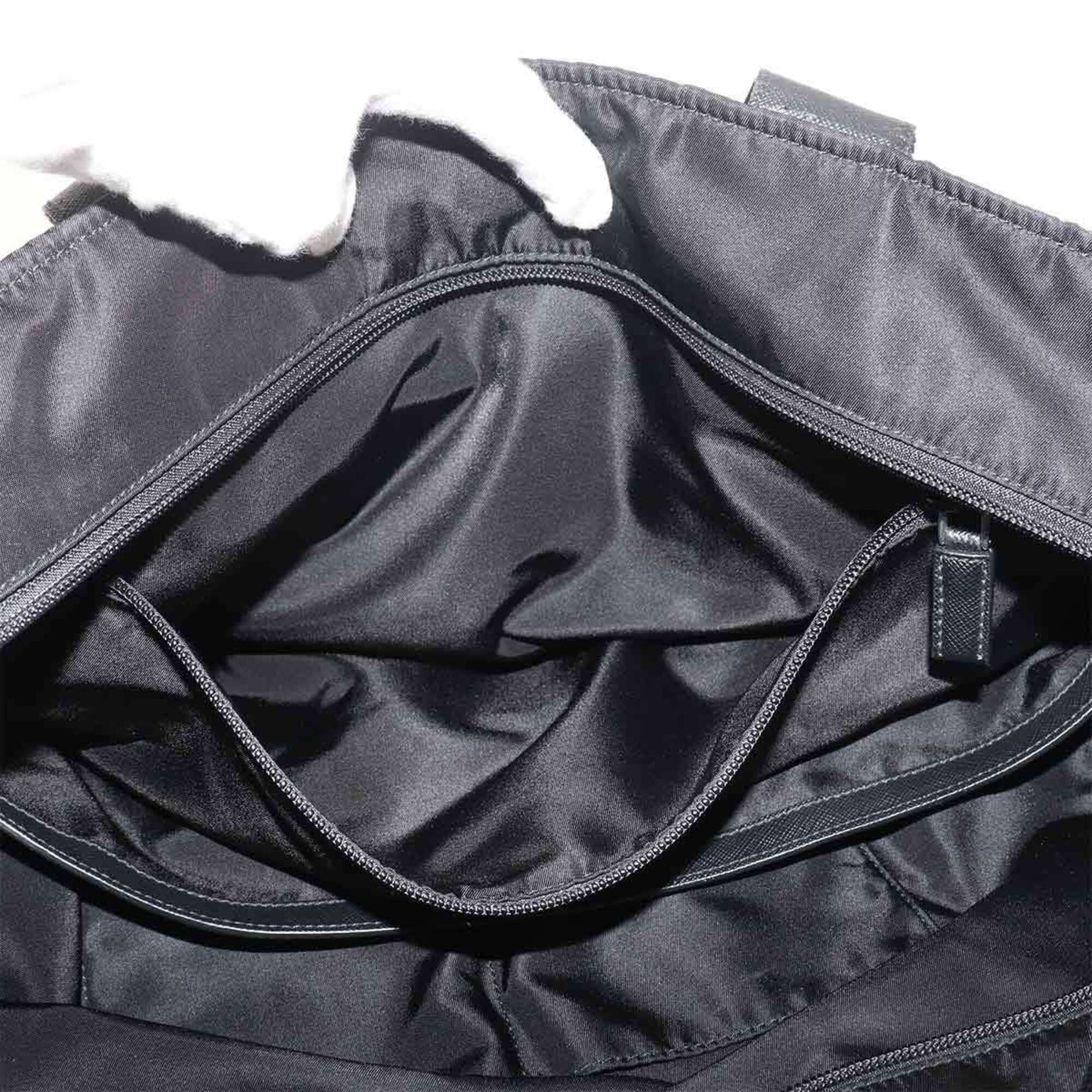 Prada Black Nero Nylon Saffiano Triangle Handbag Tote Bag (Pre-Owned)
