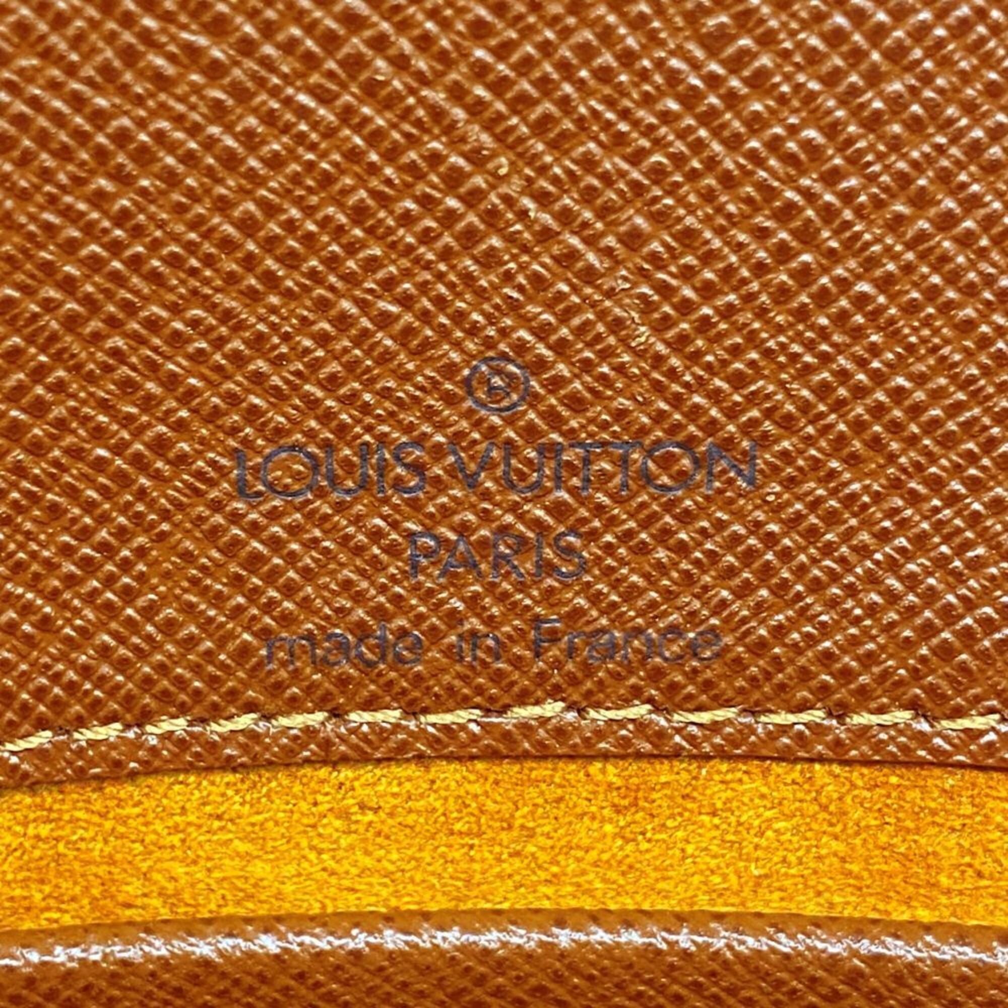 Louis Vuitton Brown Shoulder Bag (Pre-Owned)