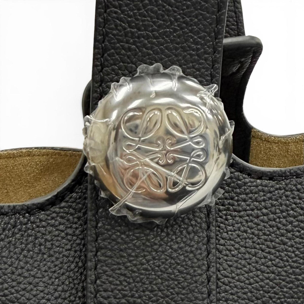 Loewe Black Shoulder Bag (Pre-Owned)