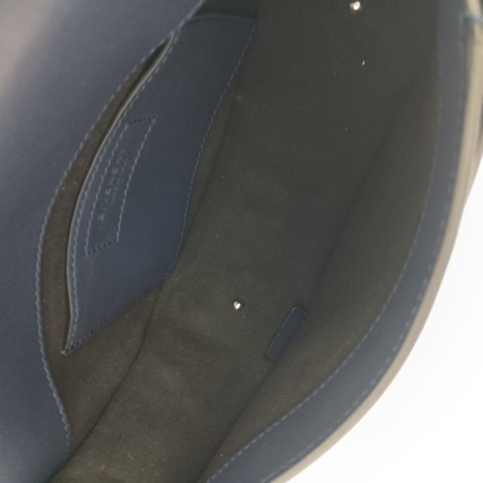 Givenchy Navy Leather Shoulder Bag (Pre-Owned)