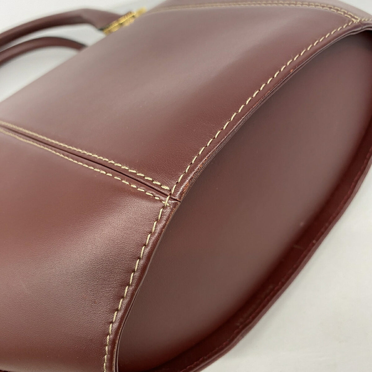 Cartier Bordeaux Leather Handbag (Pre-Owned)