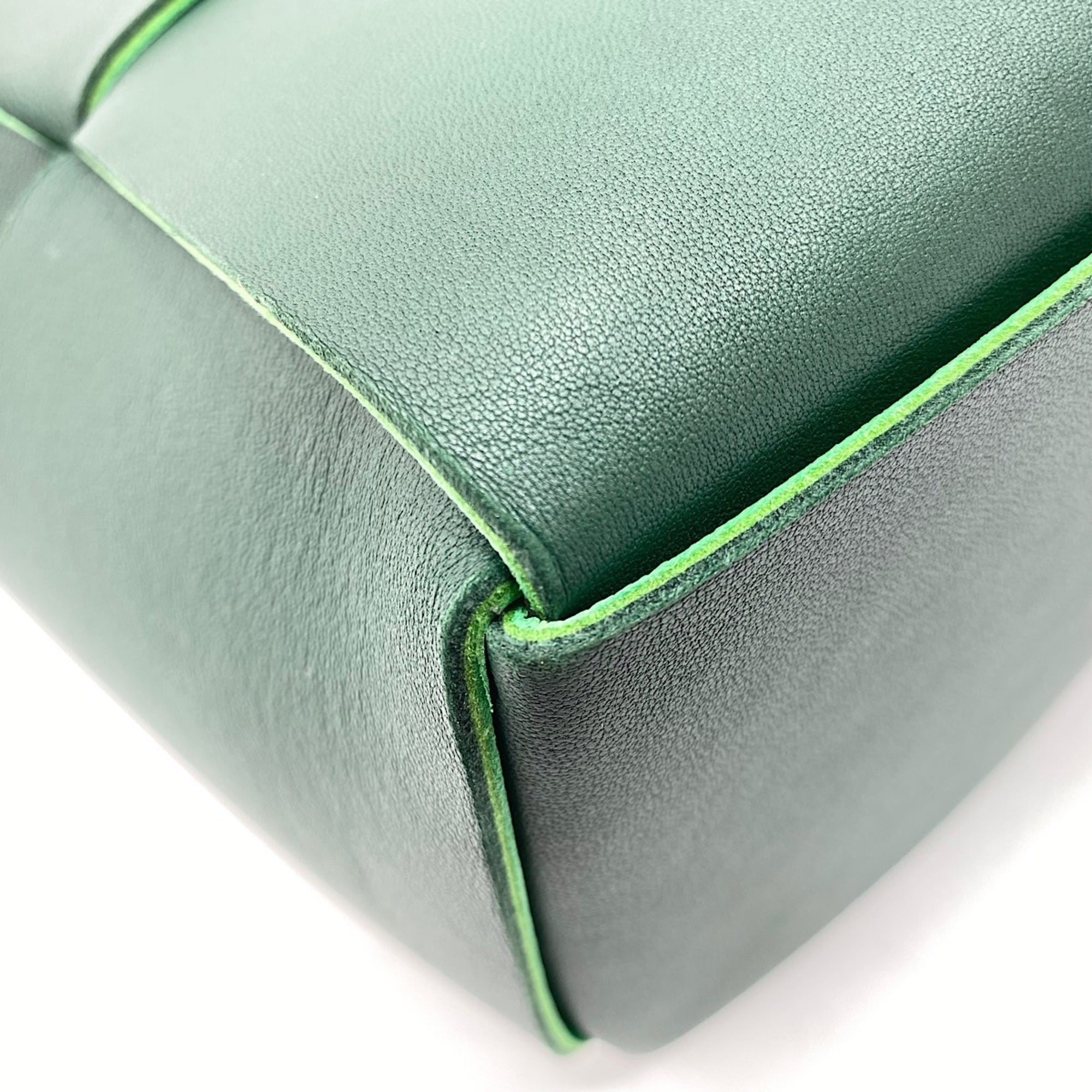 Bottega Veneta Green Handbag Pouch (Pre-Owned)