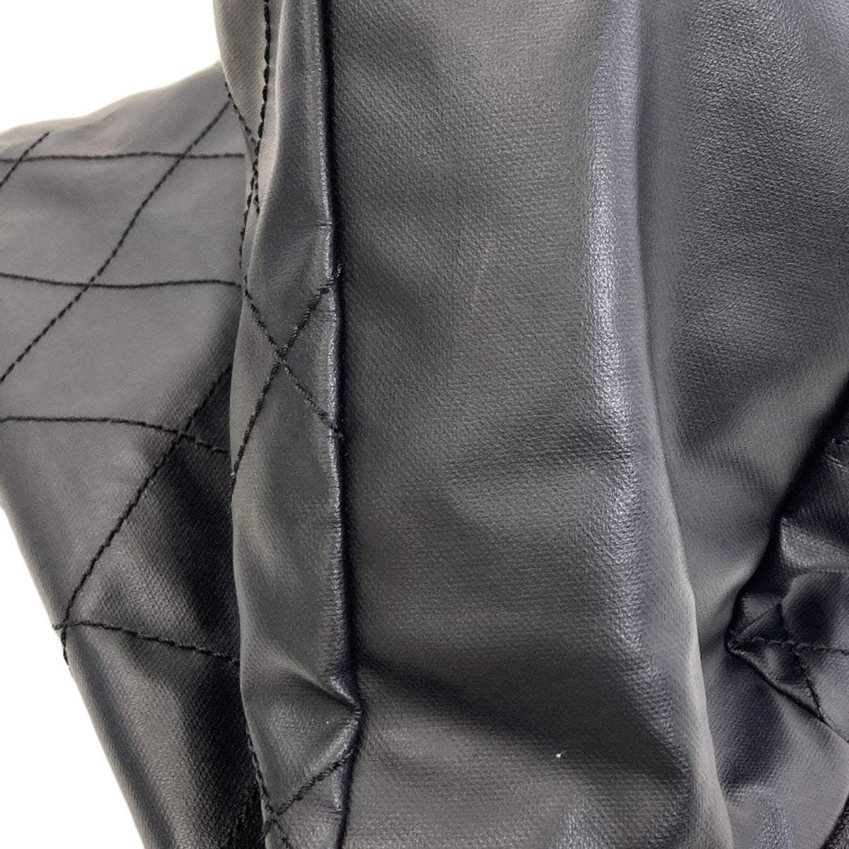 Chanel Black Coated Canvas Tote Bag (Pre-Owned)