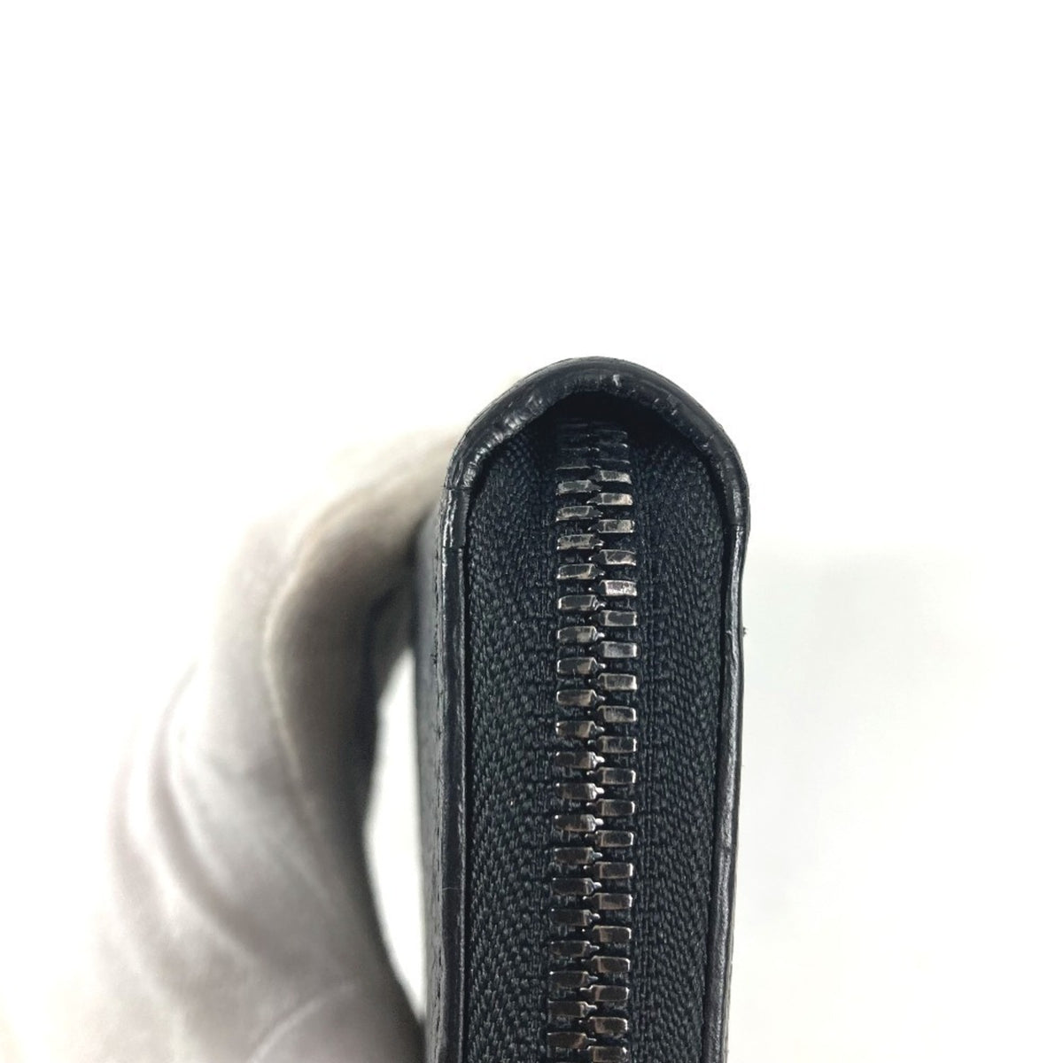 Louis Vuitton Black Long Wallet (Bi-Fold) (Pre-Owned)