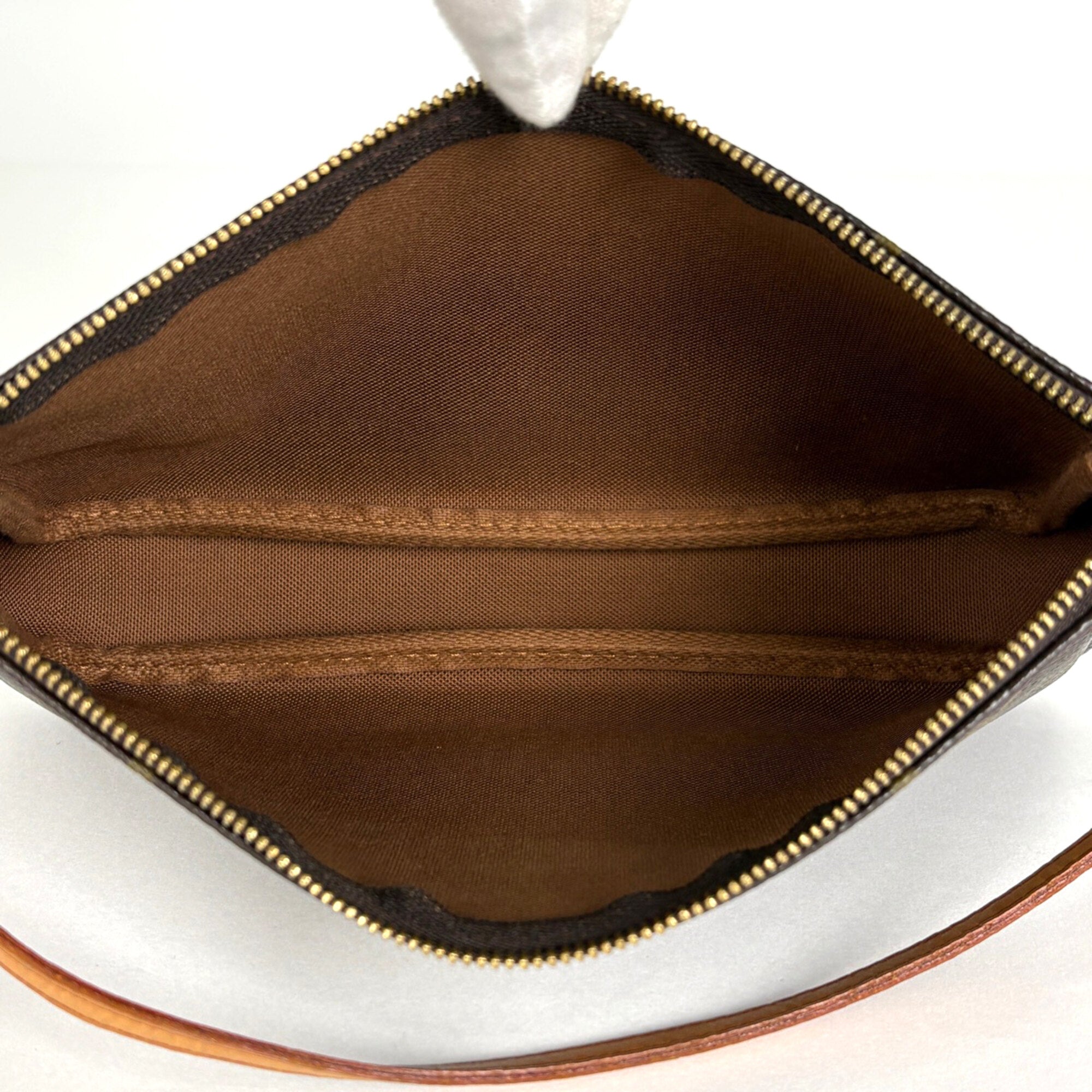 Louis Vuitton Brown Monogram Monogram Pochette Pouch (Pre-Owned)