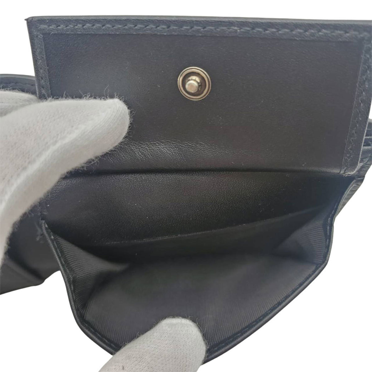 Gucci Black Leather Wallet (Bi-Fold) (Pre-Owned)